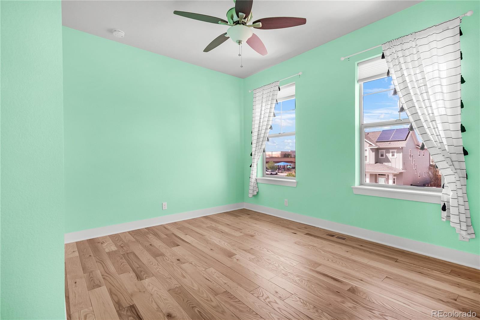 MLS Image #15 for 4944  wabash street,denver, Colorado