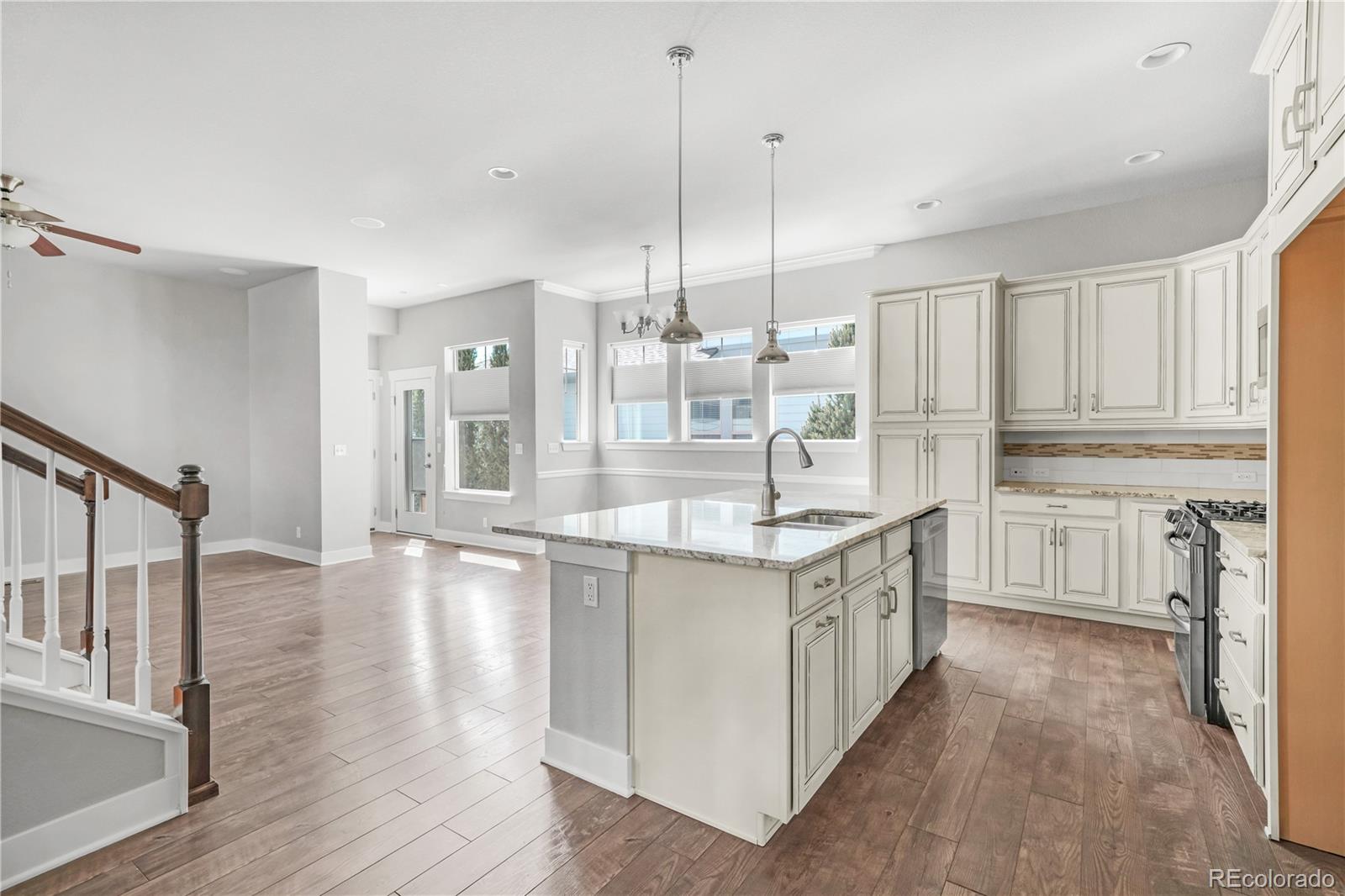 MLS Image #4 for 4944  wabash street,denver, Colorado