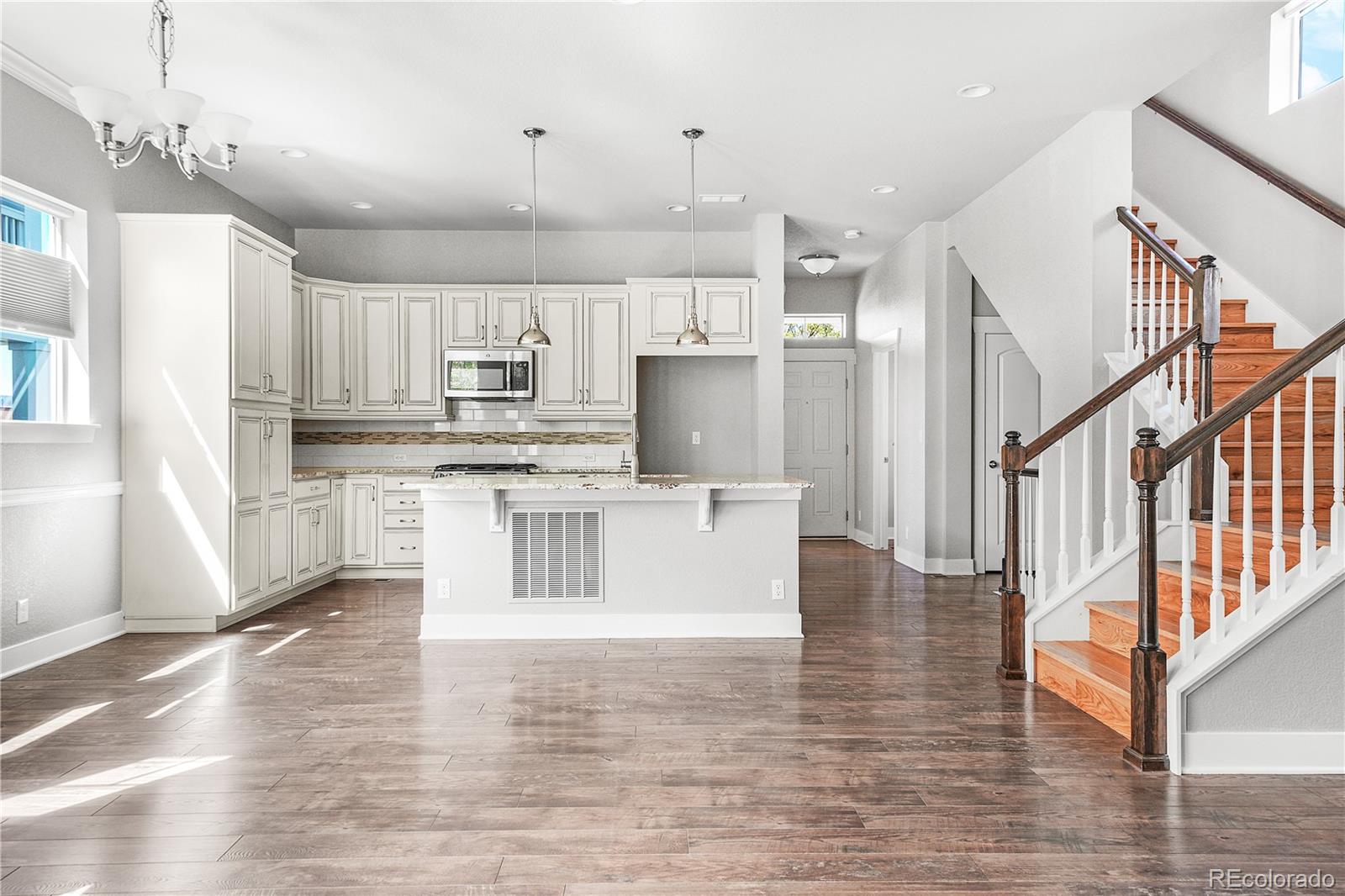 MLS Image #7 for 4944  wabash street,denver, Colorado