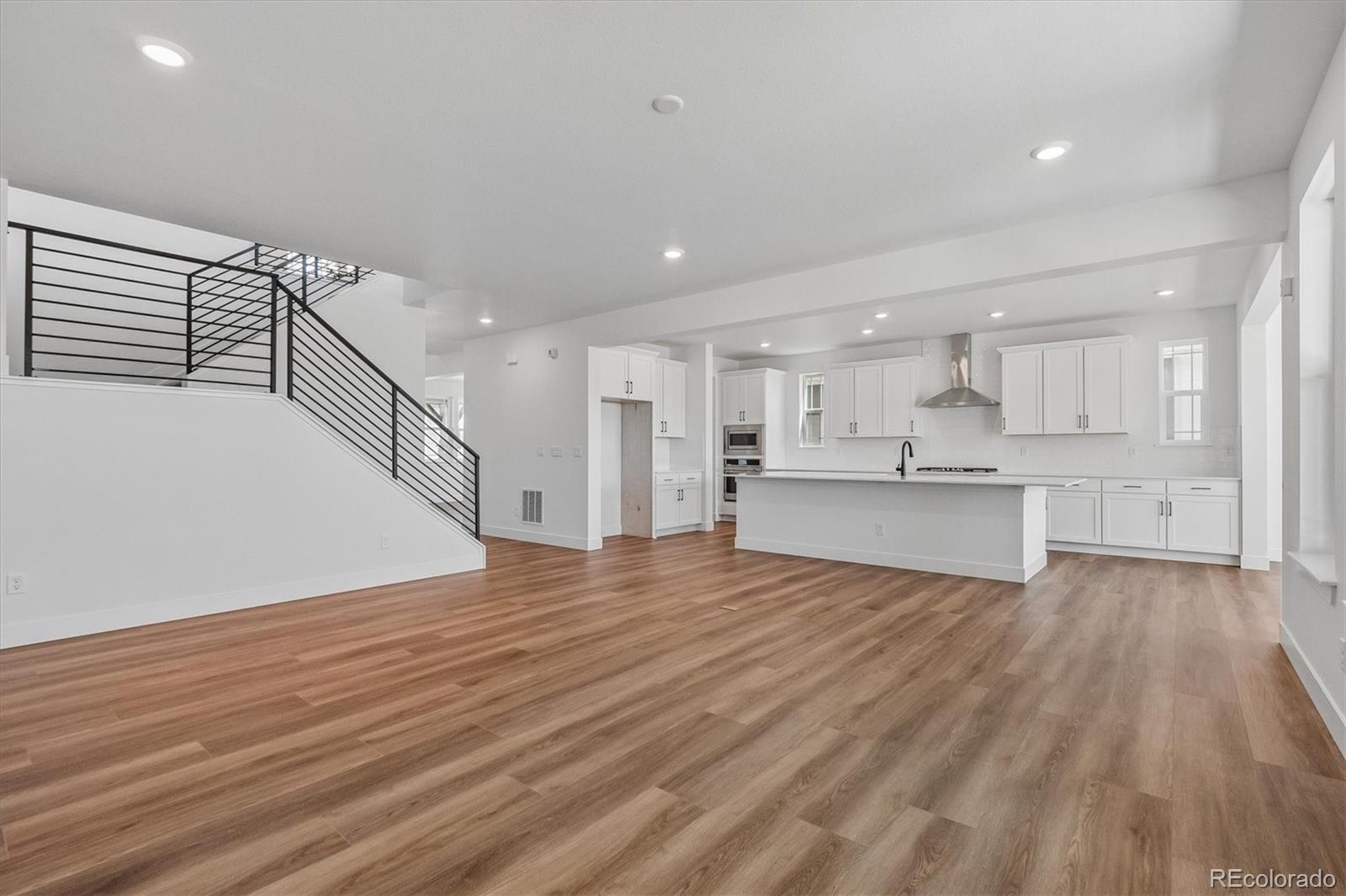 MLS Image #8 for 8609  yellowcress street,littleton, Colorado
