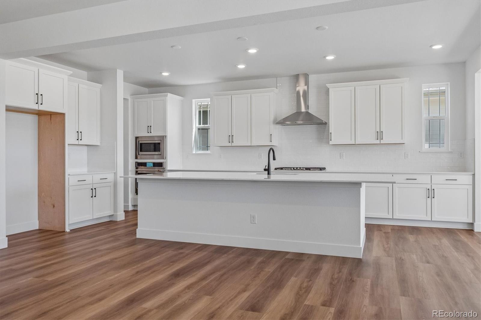 MLS Image #9 for 8609  yellowcress street,littleton, Colorado