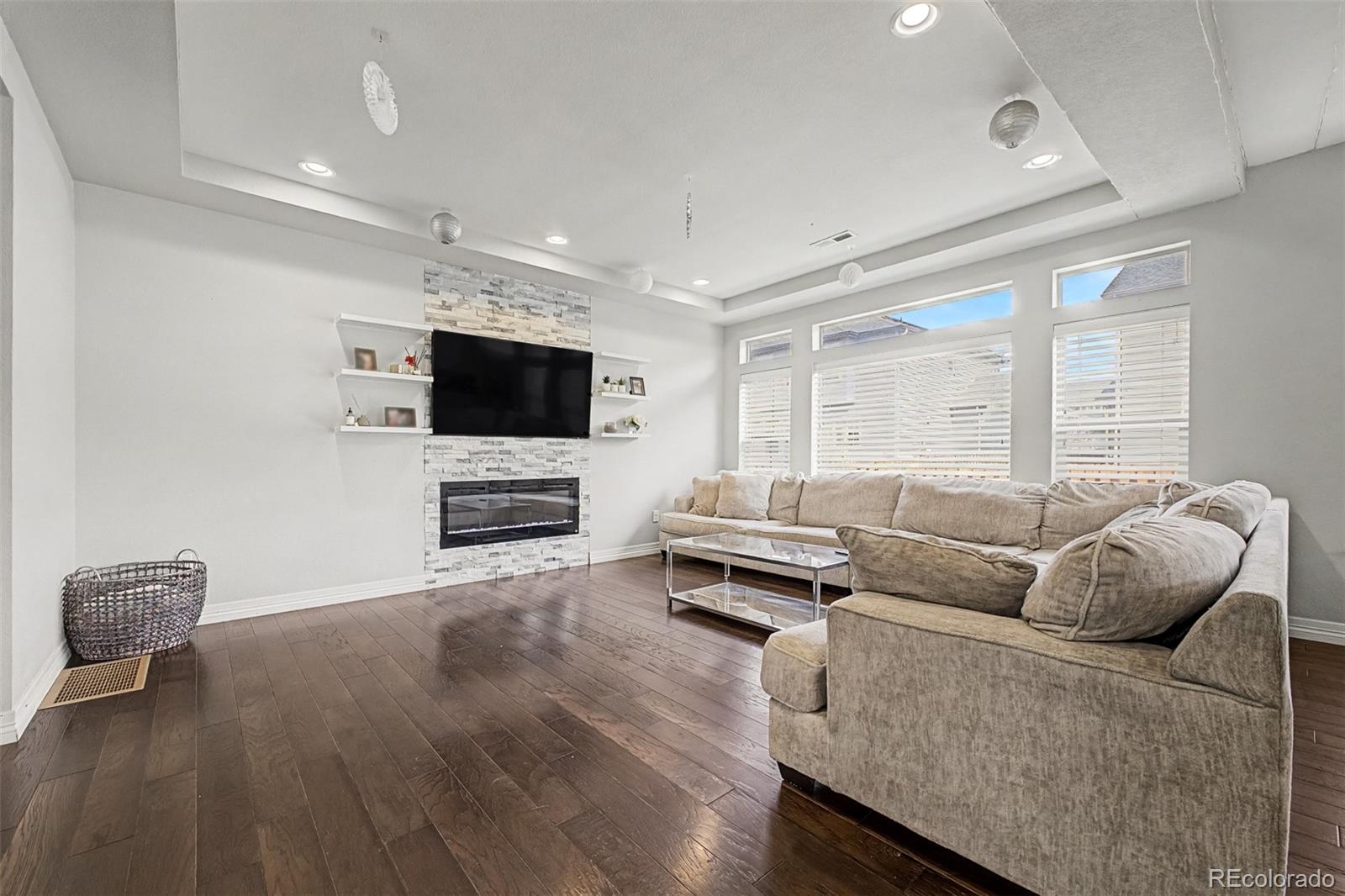 MLS Image #6 for 10560  racine street,commerce city, Colorado