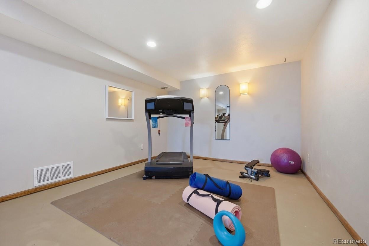 MLS Image #32 for 7790 s harlan way,littleton, Colorado
