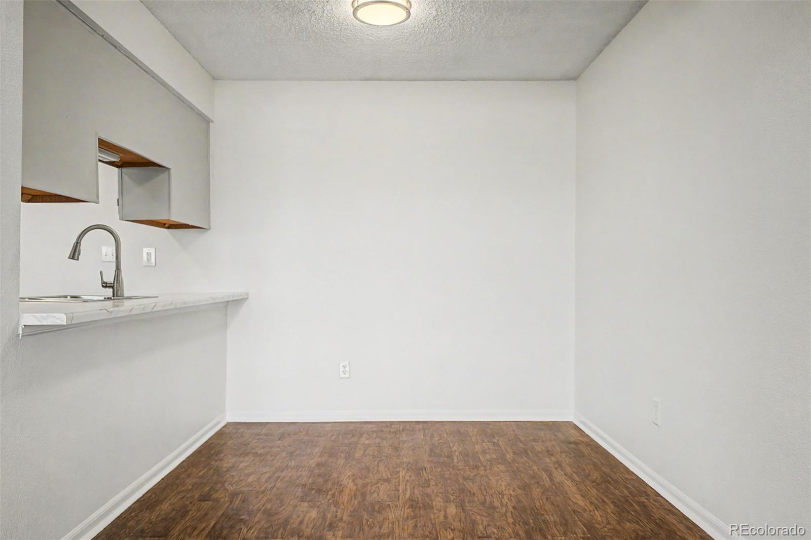 MLS Image #5 for 519  wright street 204,lakewood, Colorado