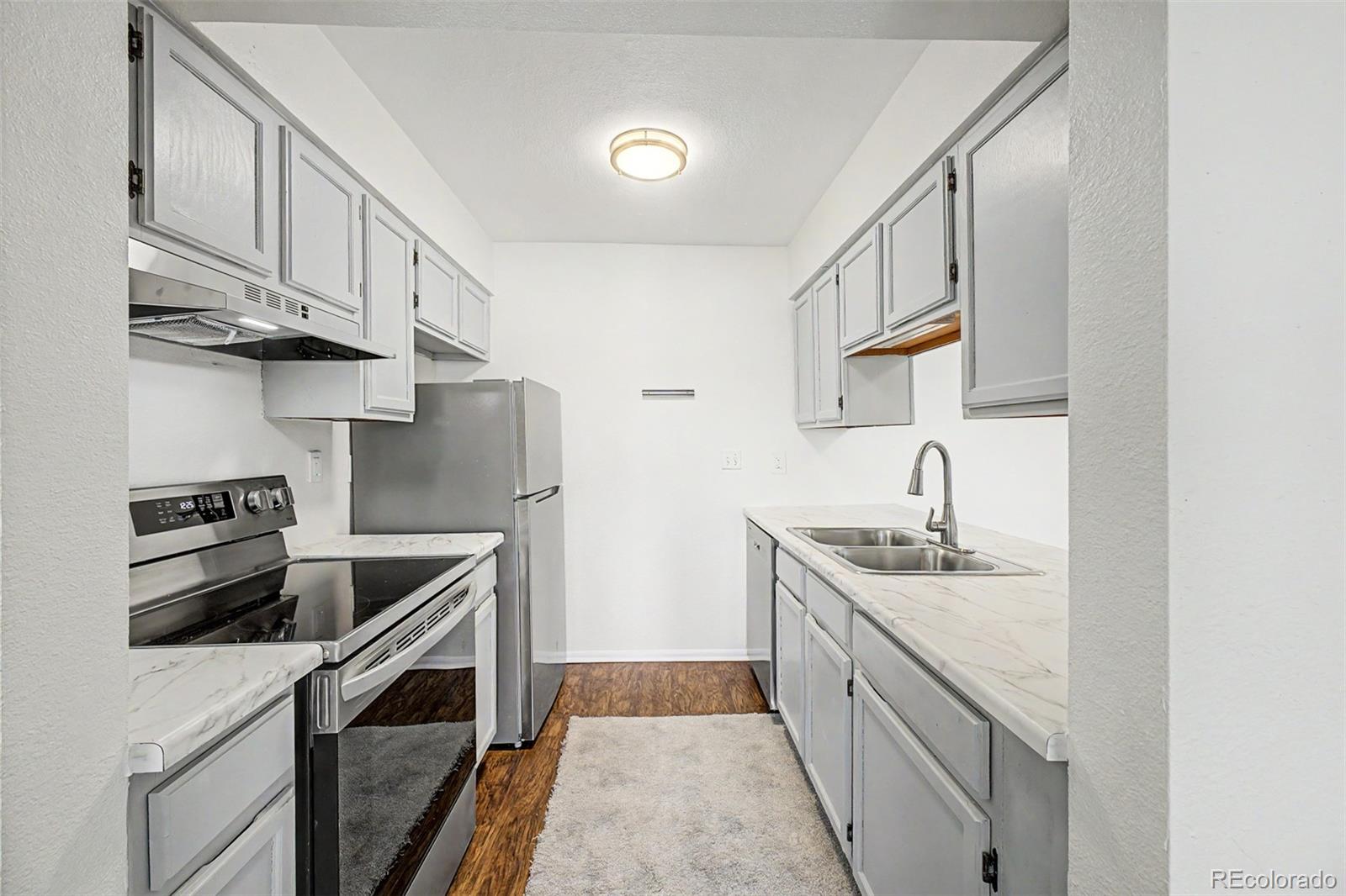 MLS Image #9 for 519  wright street 204,lakewood, Colorado