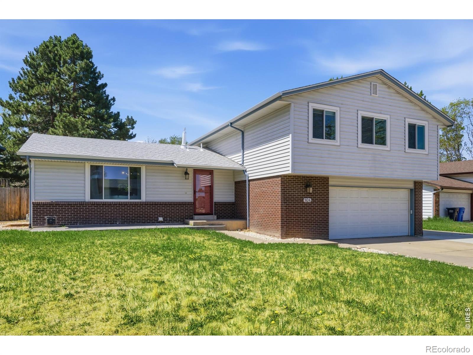 MLS Image #2 for 924  wagonwheel drive,fort collins, Colorado