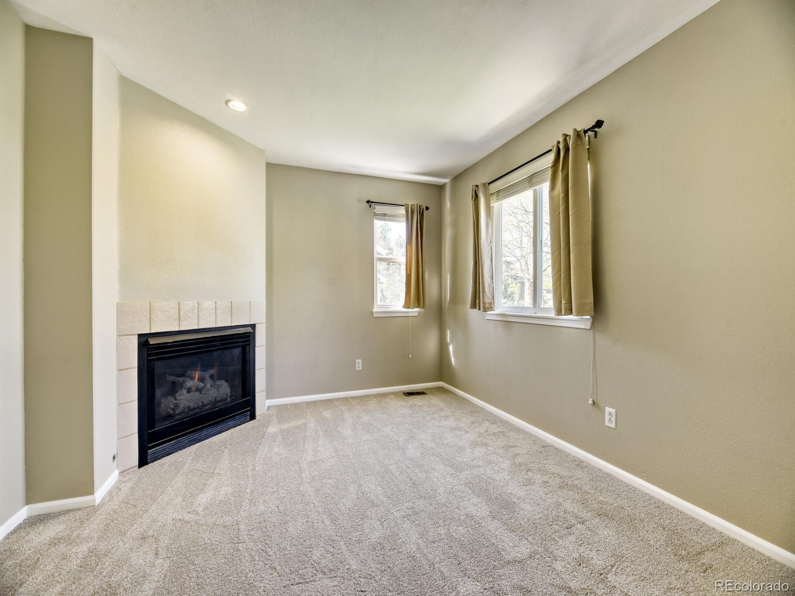 MLS Image #14 for 8037 s yukon way,littleton, Colorado