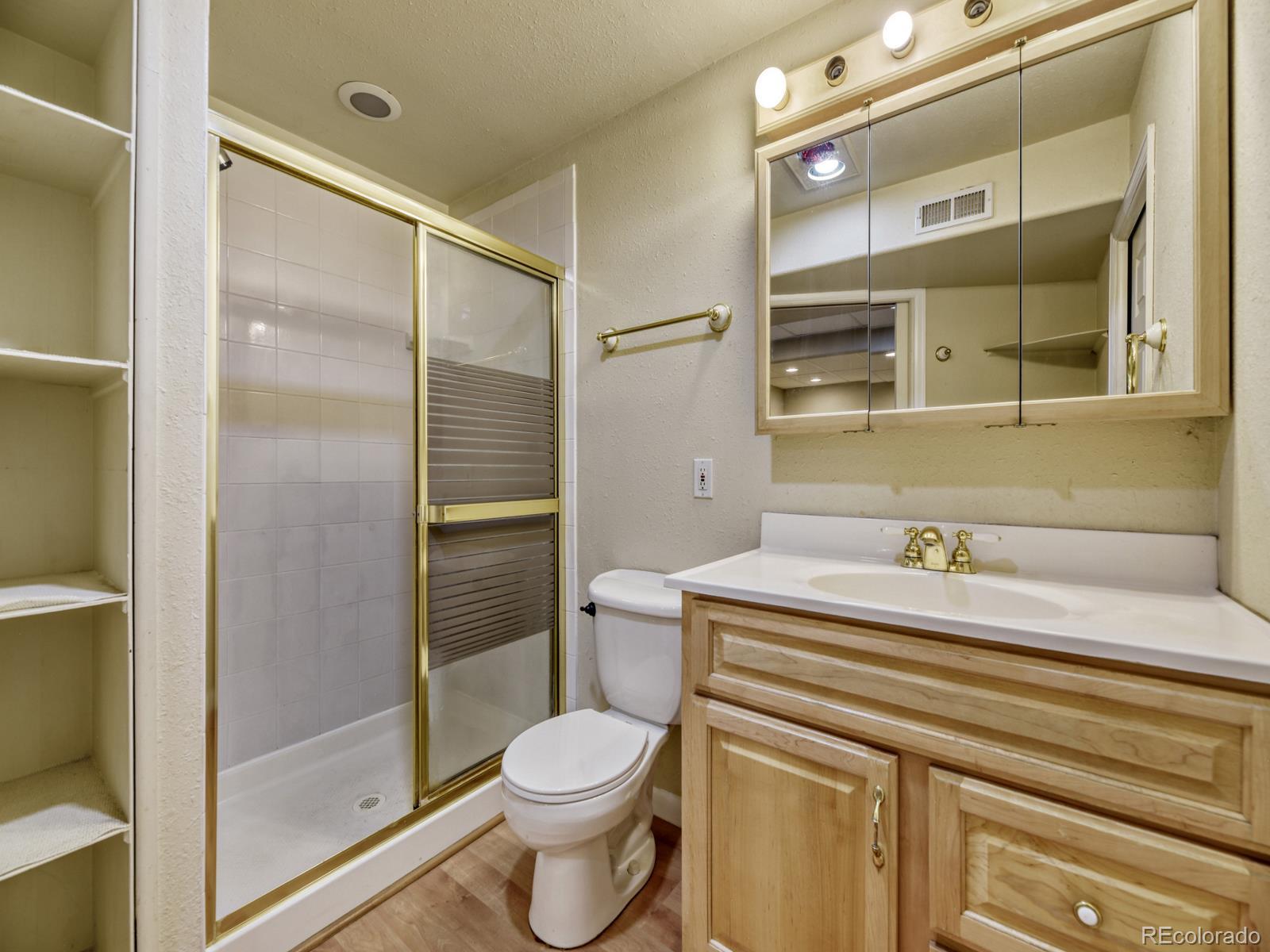 MLS Image #21 for 8037 s yukon way,littleton, Colorado