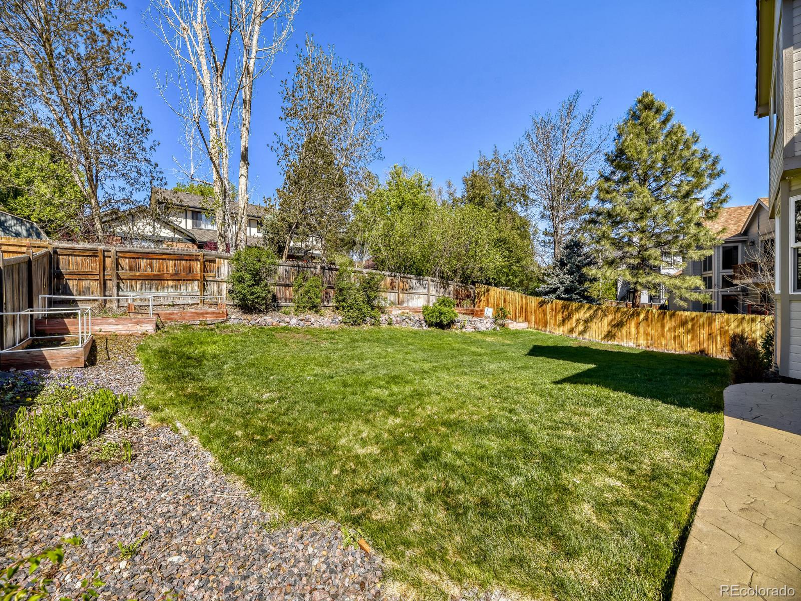 MLS Image #26 for 8037 s yukon way,littleton, Colorado
