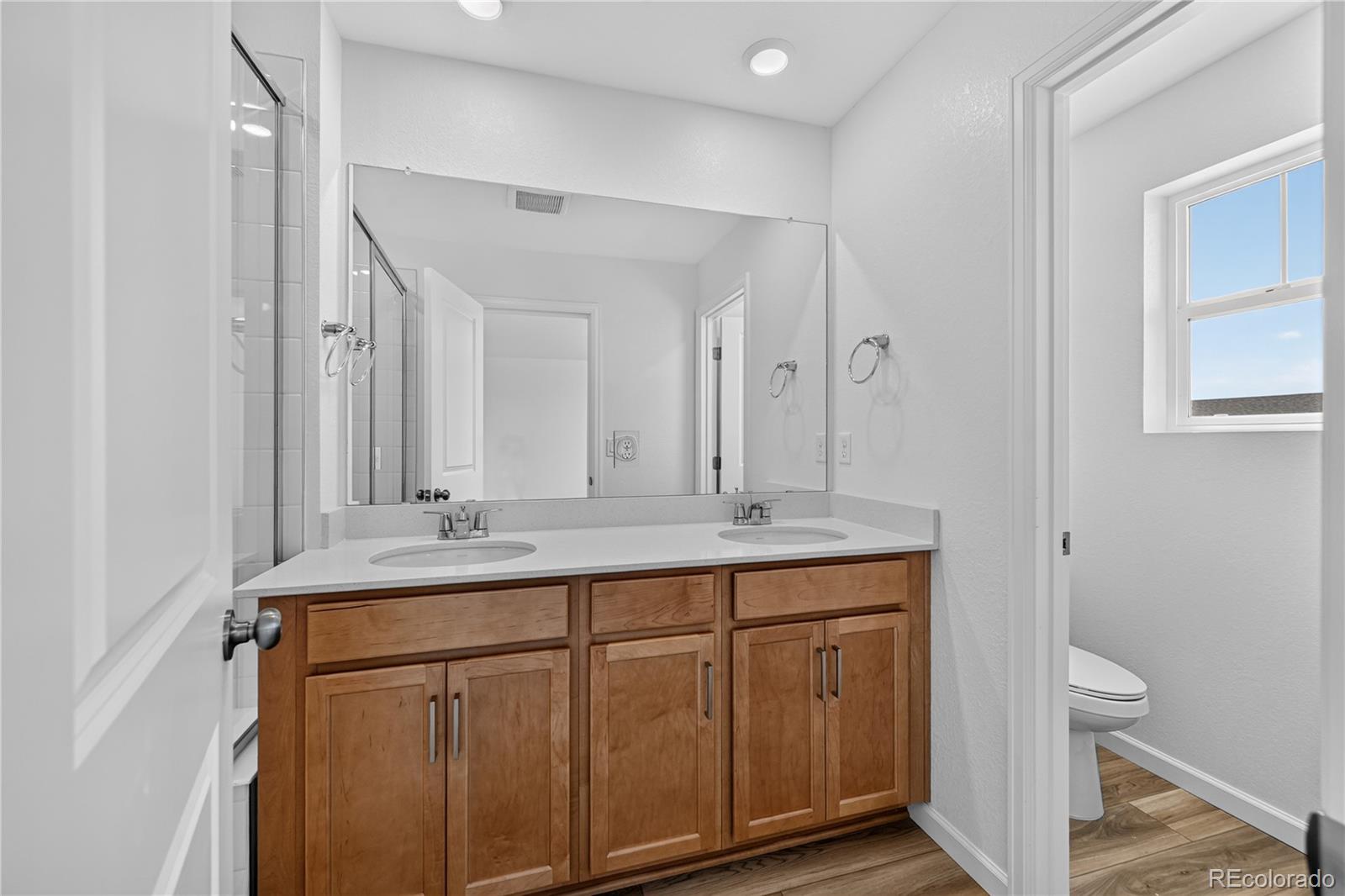 MLS Image #14 for 342 n bersshine court,watkins, Colorado