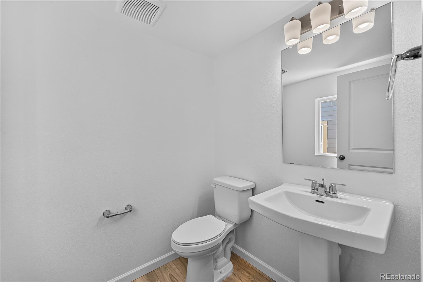 MLS Image #9 for 342 n bersshine court,watkins, Colorado