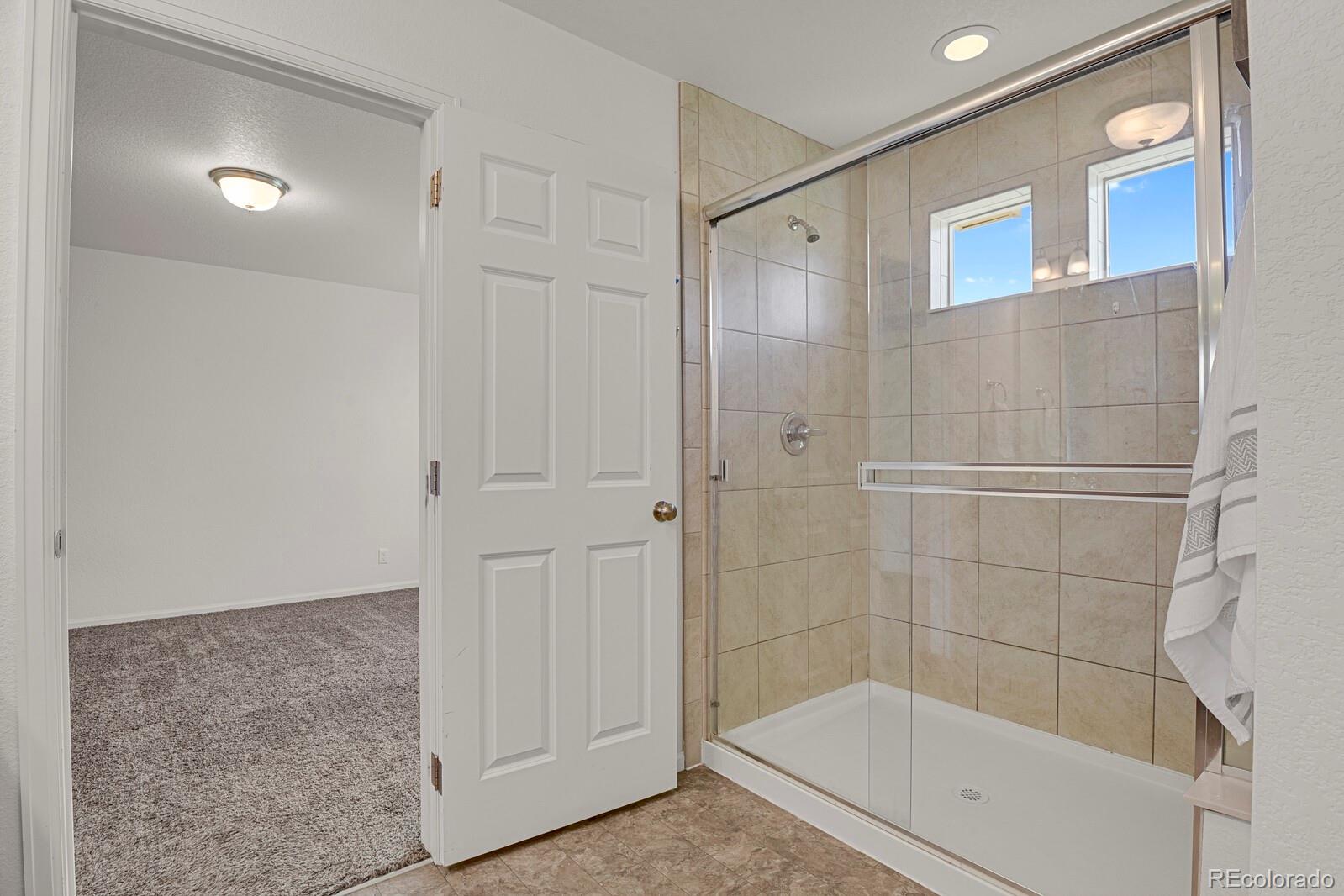 MLS Image #20 for 18190 e 52nd place,denver, Colorado