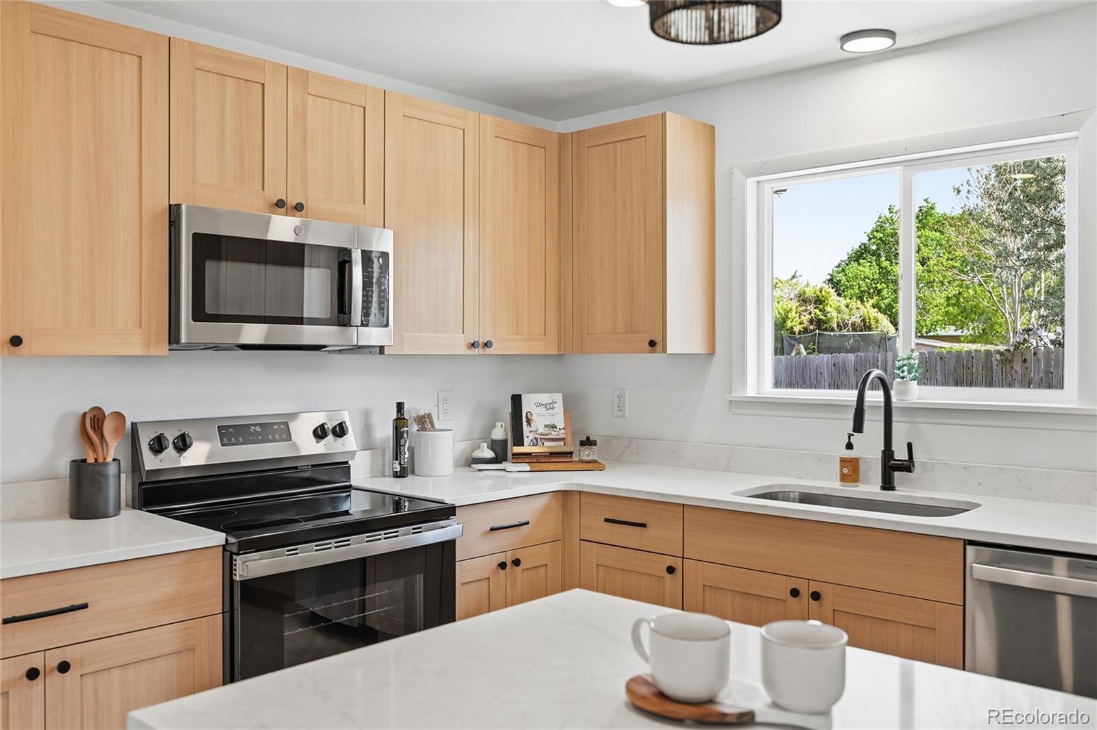 MLS Image #16 for 218  starlite drive,pueblo, Colorado