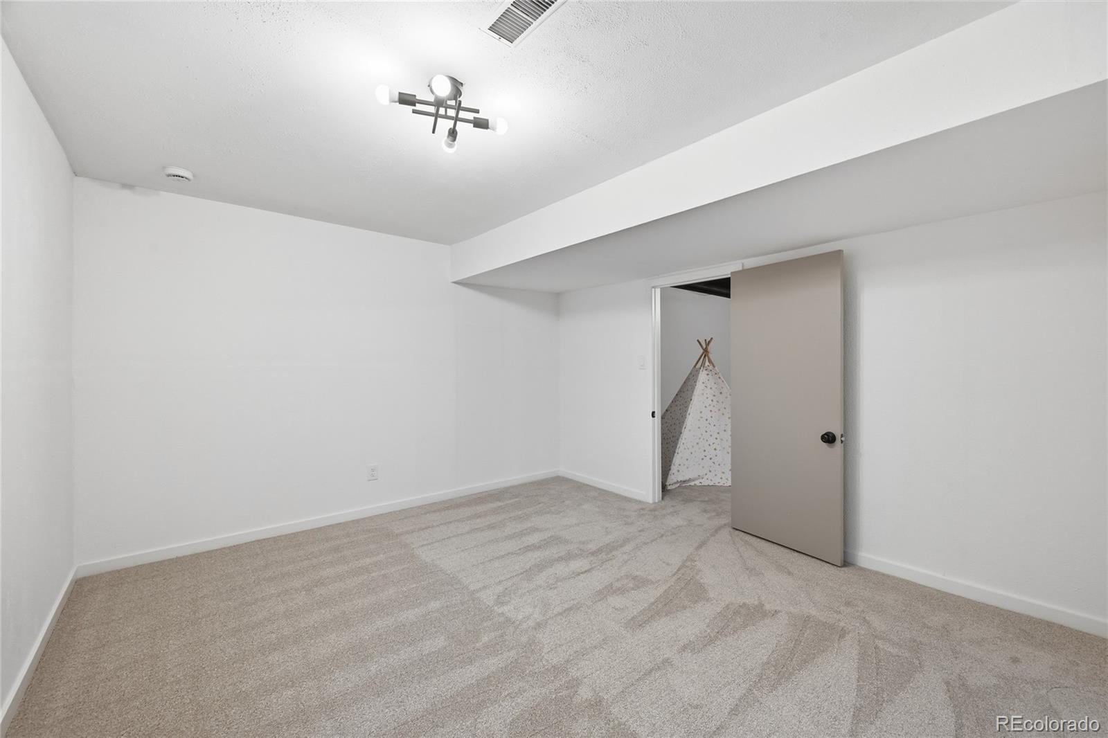 MLS Image #35 for 218  starlite drive,pueblo, Colorado