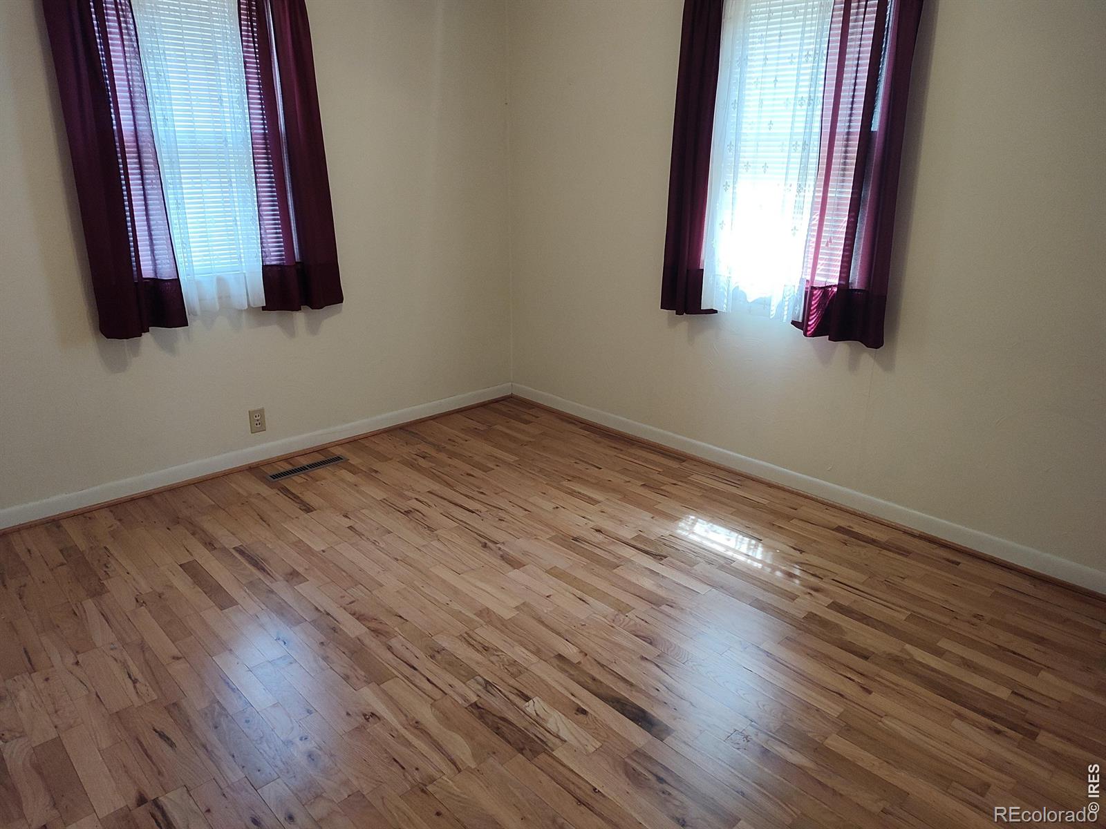 MLS Image #15 for 739  vivian street,longmont, Colorado
