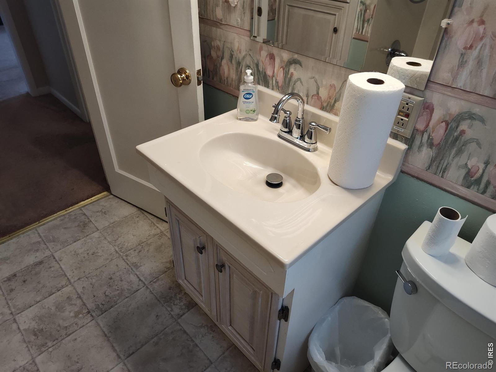 MLS Image #18 for 739  vivian street,longmont, Colorado