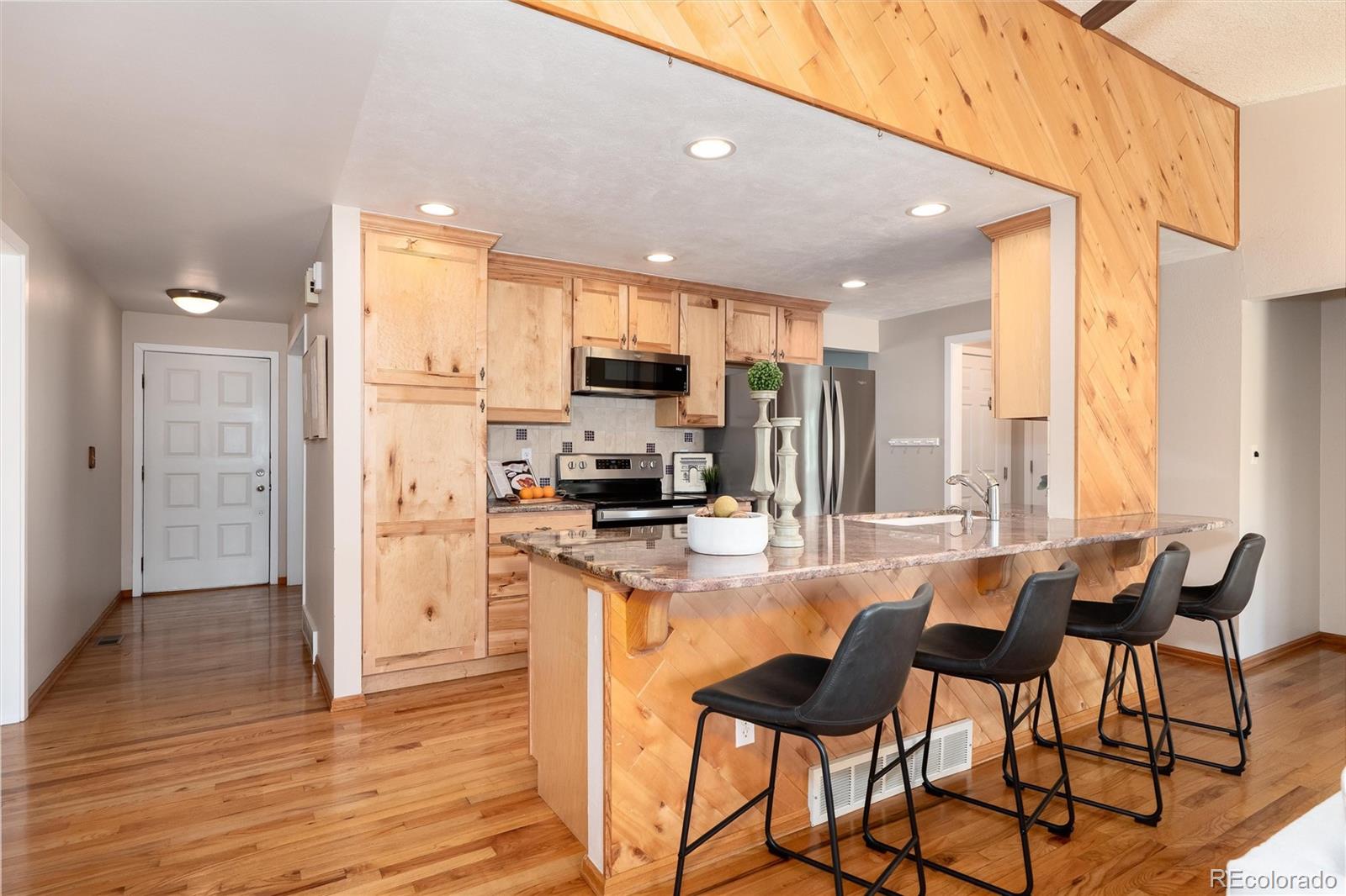 MLS Image #10 for 18622 e kent drive,aurora, Colorado