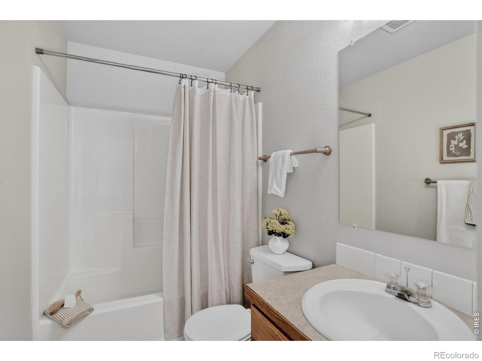 MLS Image #25 for 3000  swan point court,evans, Colorado