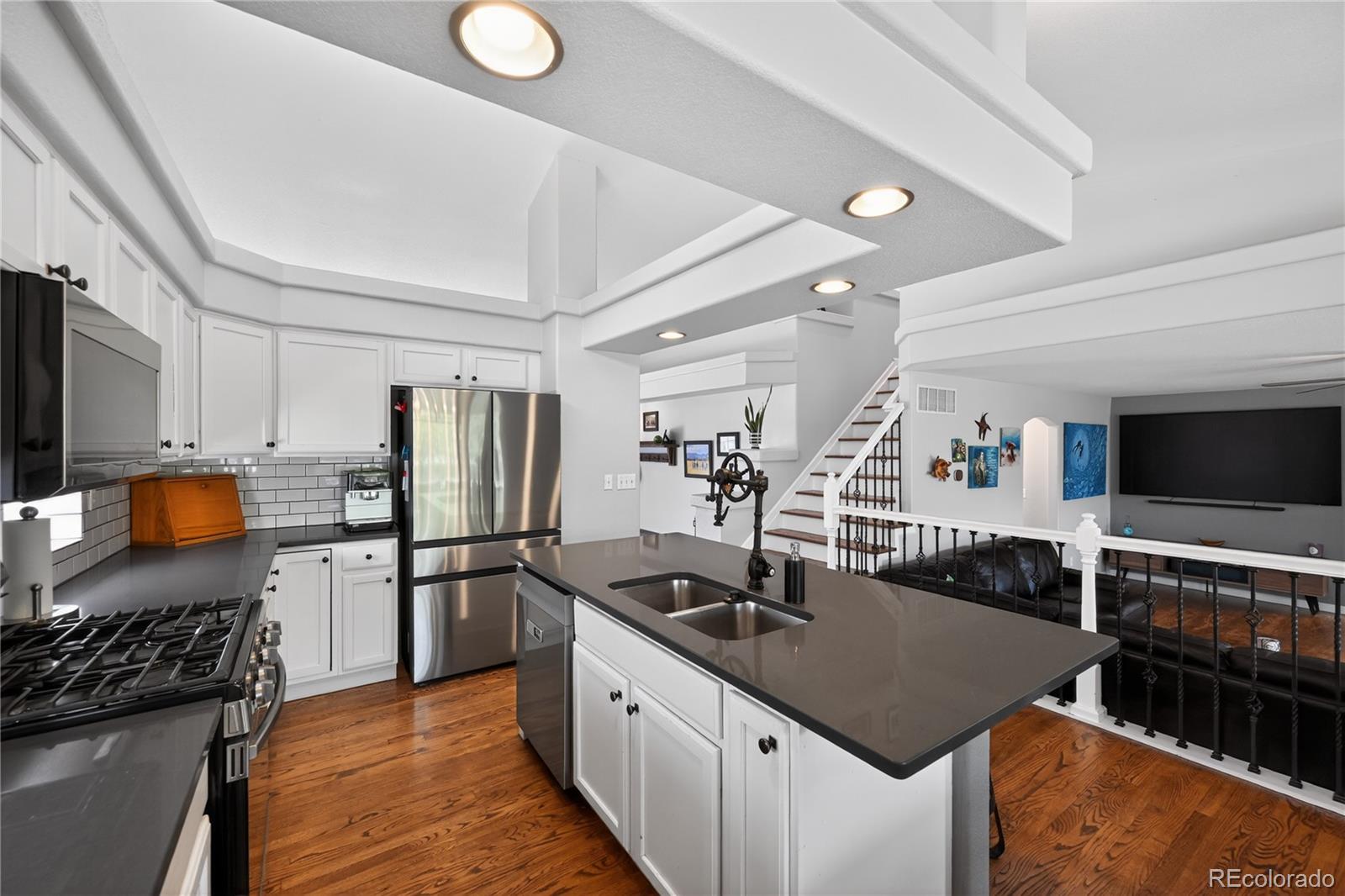 MLS Image #6 for 4547  fenwood place,littleton, Colorado