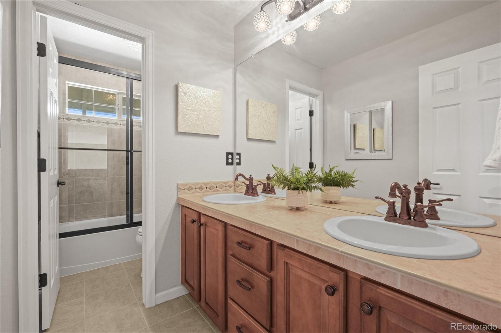 MLS Image #29 for 7680 s blackstone parkway,aurora, Colorado