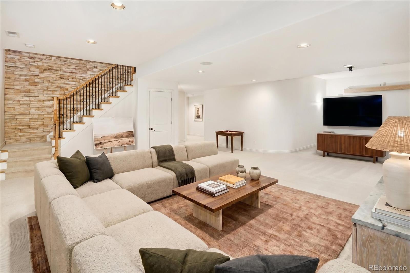 MLS Image #7 for 8716 e iliff drive,denver, Colorado