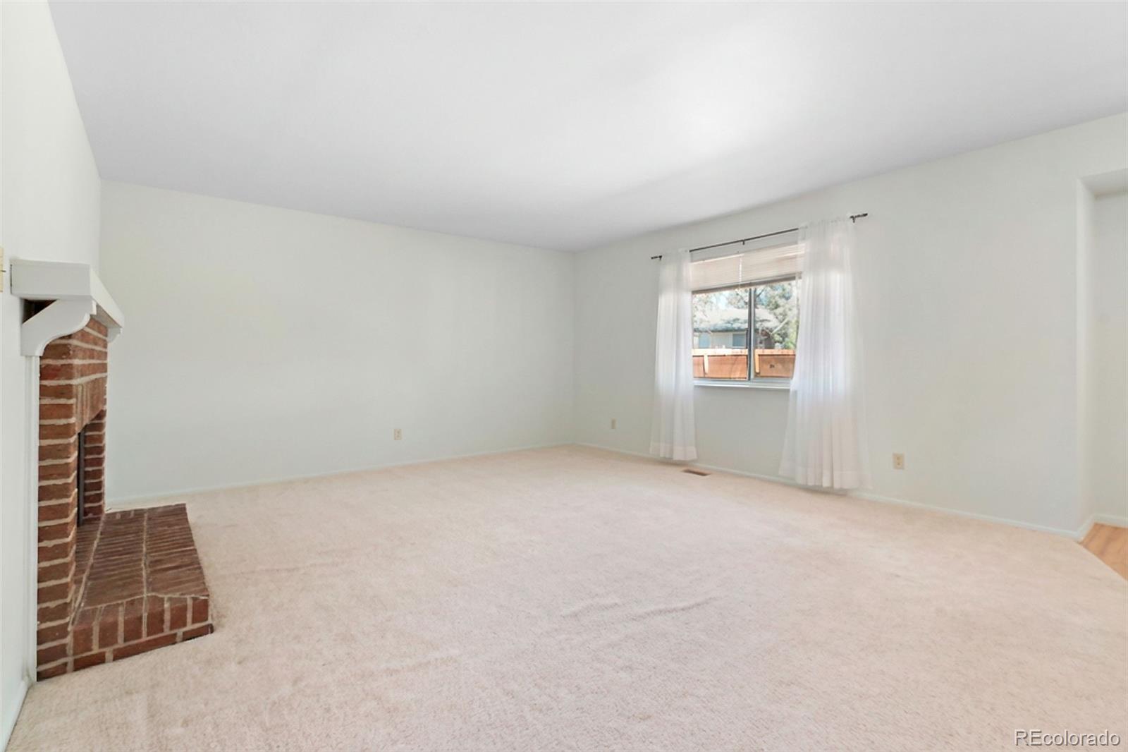 MLS Image #5 for 17602 e eastman place,aurora, Colorado
