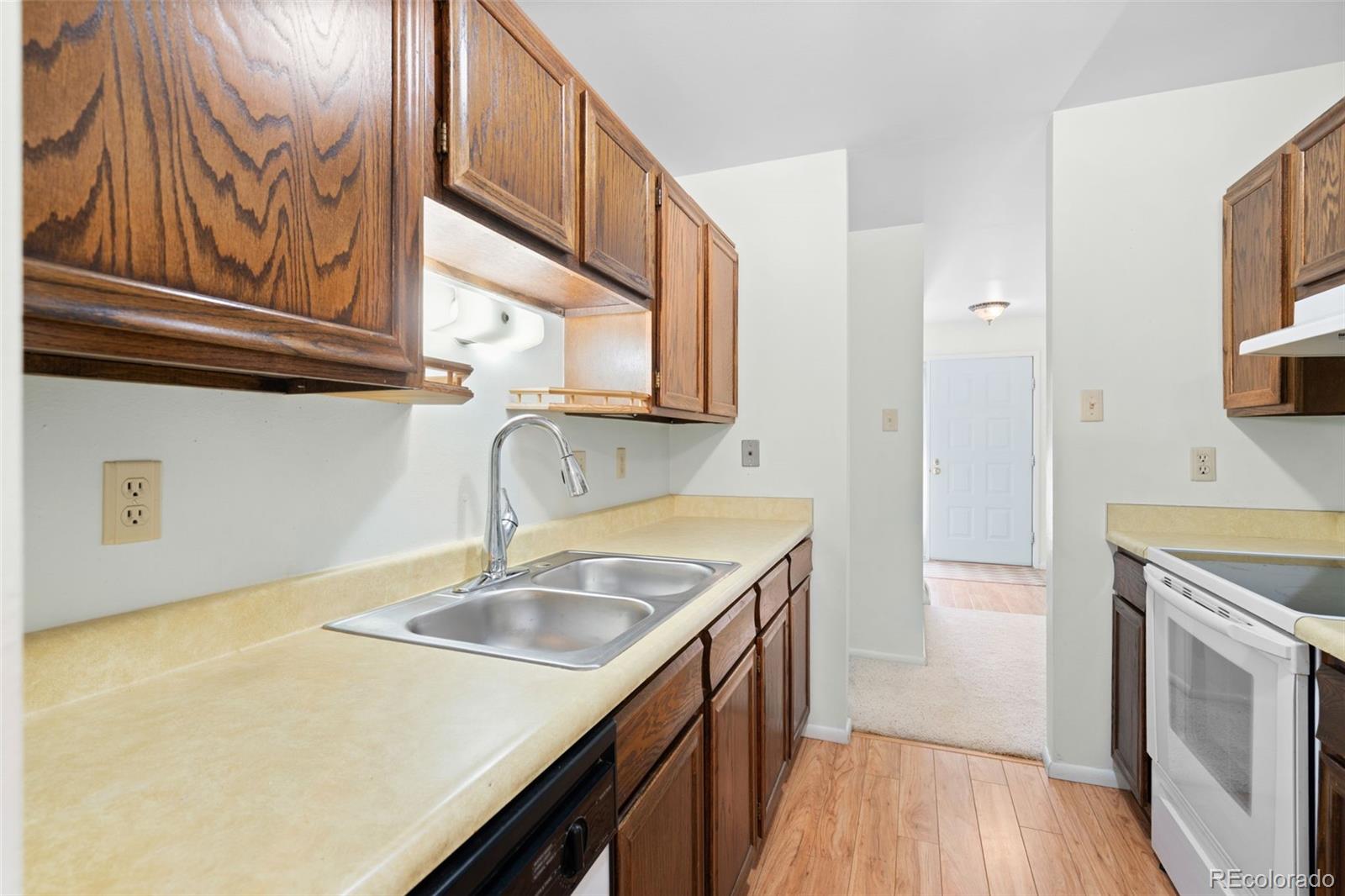 MLS Image #8 for 17602 e eastman place,aurora, Colorado