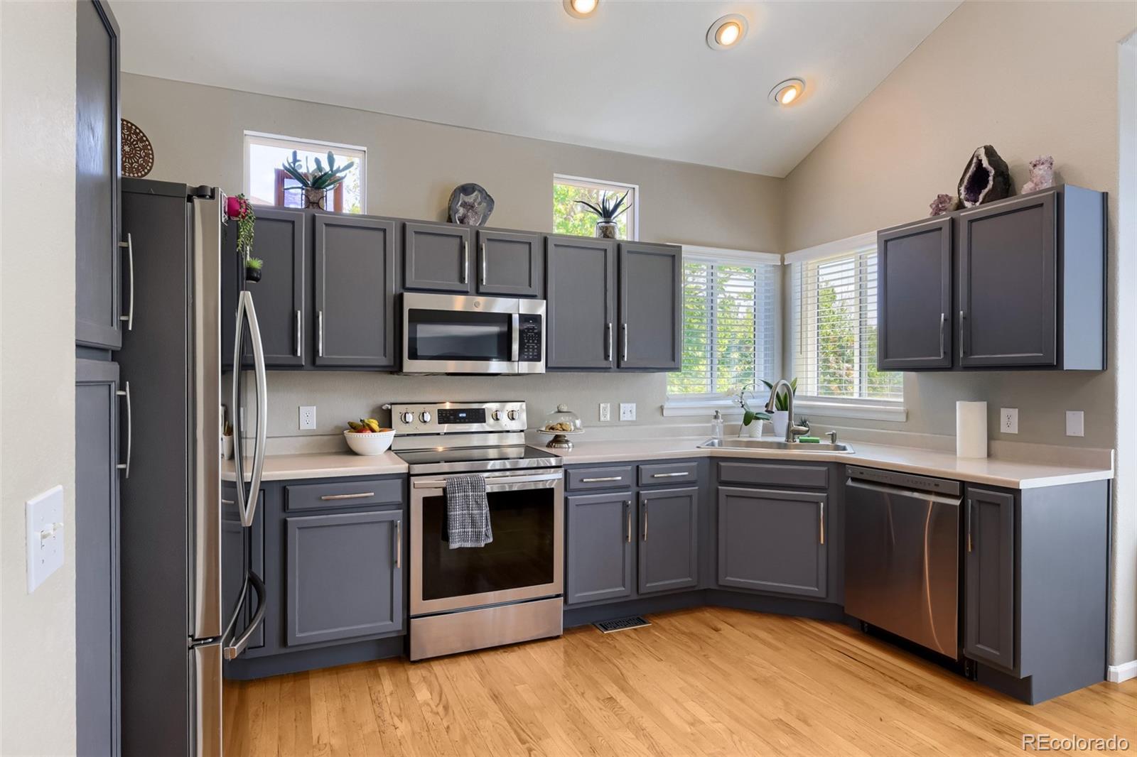 MLS Image #4 for 5530 s harlan street,littleton, Colorado