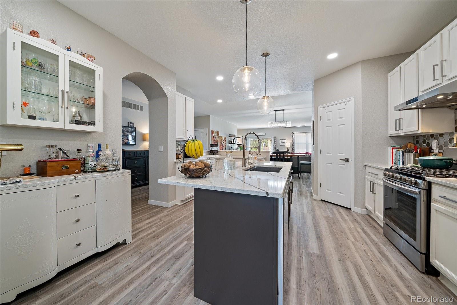 MLS Image #12 for 8169 s catawba court,aurora, Colorado