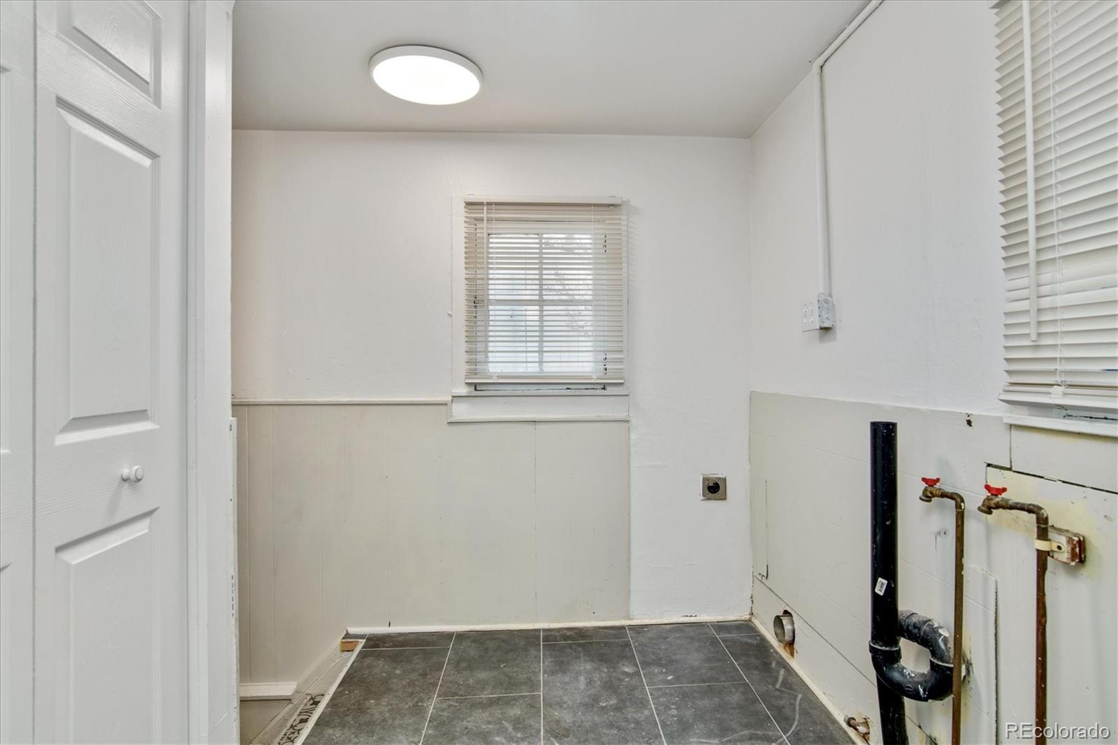 MLS Image #12 for 4863  lincoln street,denver, Colorado