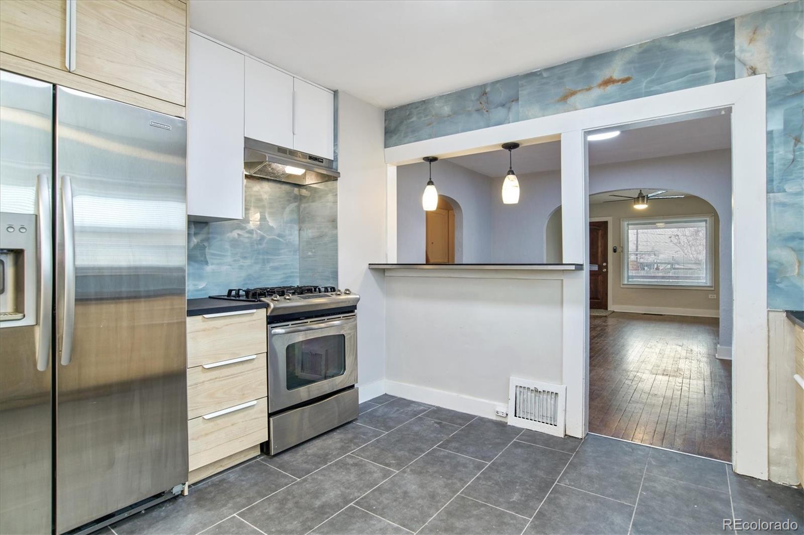 MLS Image #8 for 4863  lincoln street,denver, Colorado