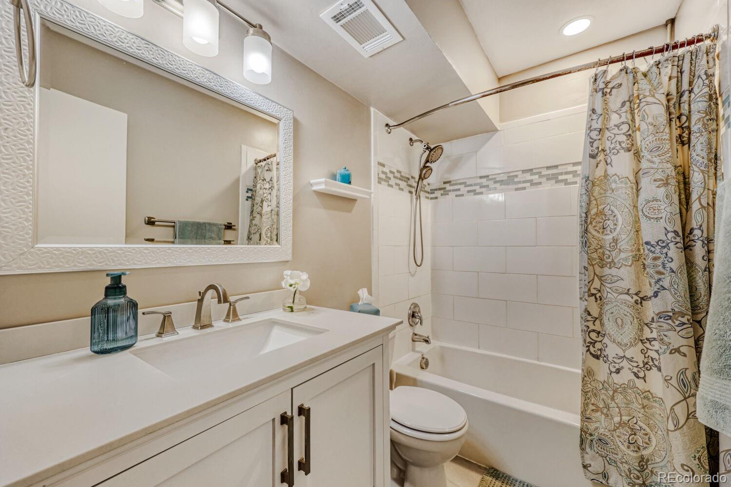 MLS Image #23 for 4117 s mobile circle,aurora, Colorado
