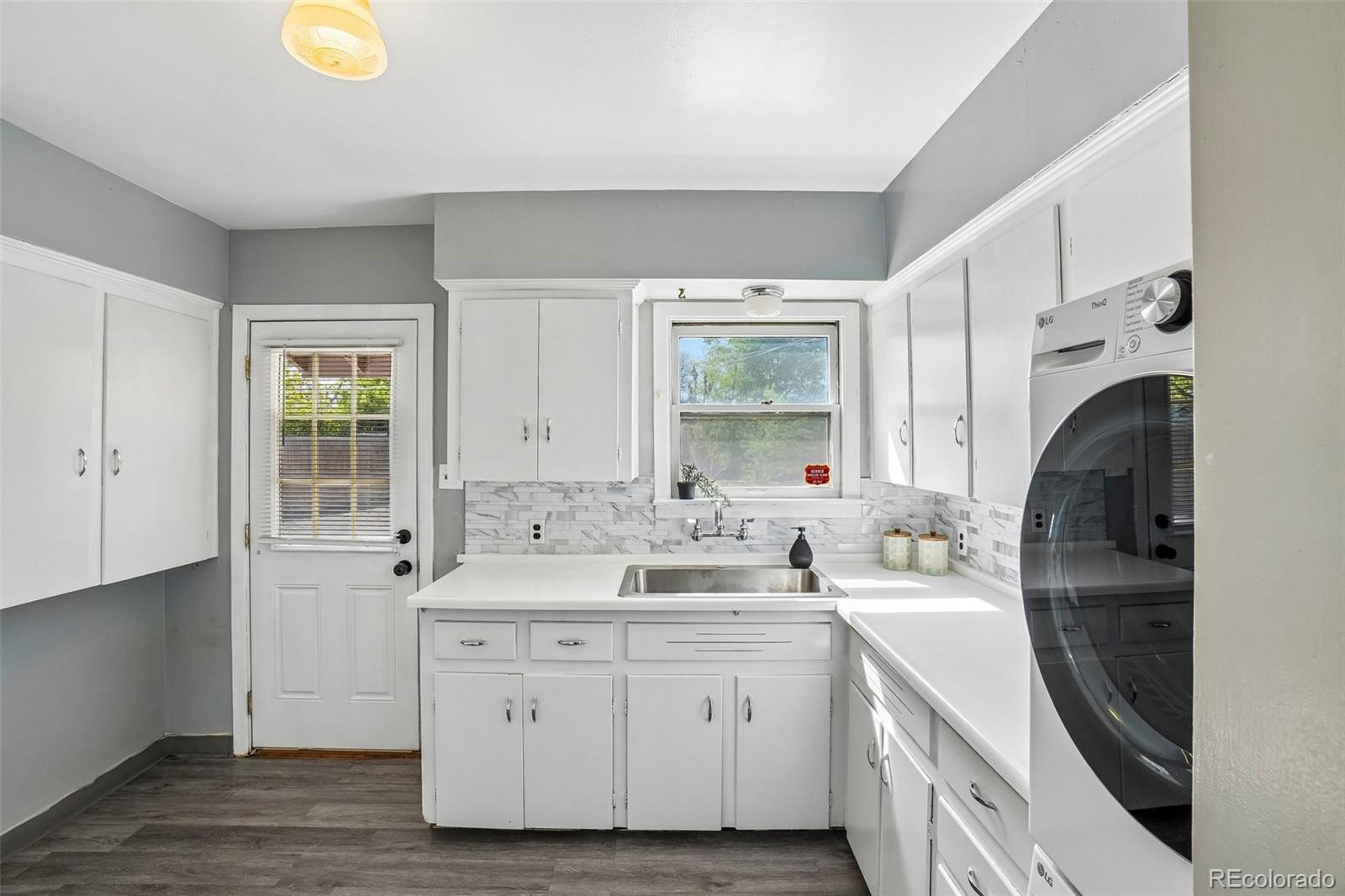 MLS Image #10 for 1501 s osceola way,denver, Colorado
