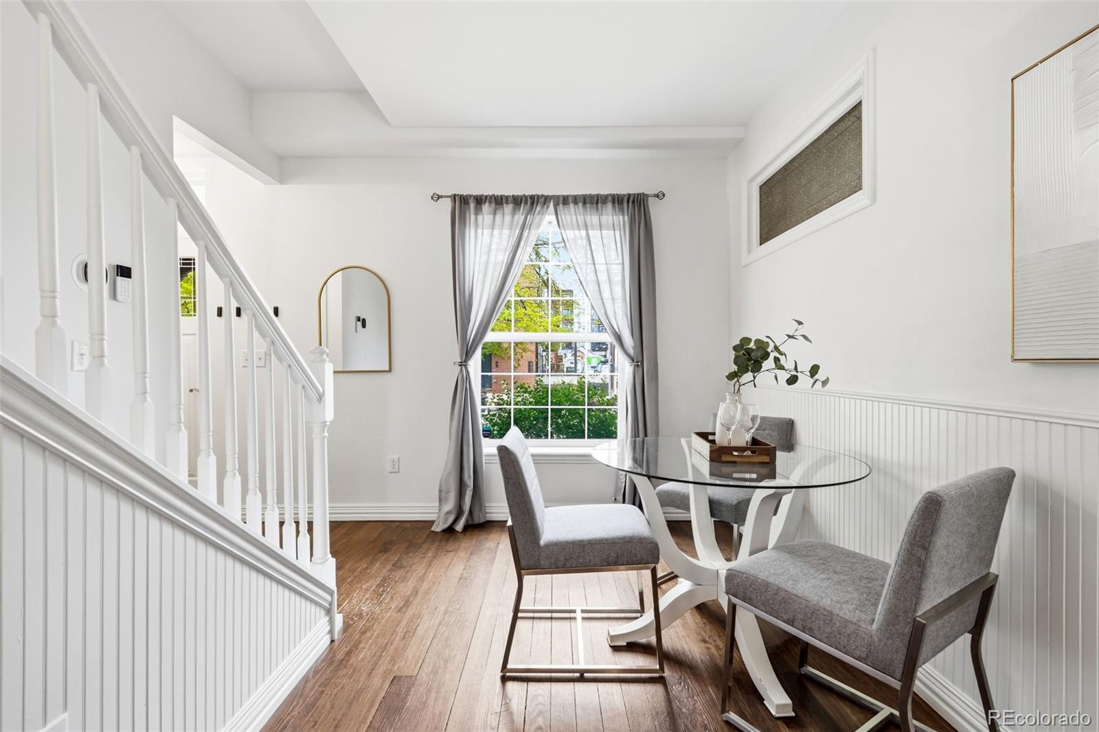 MLS Image #12 for 644 n inca street,denver, Colorado