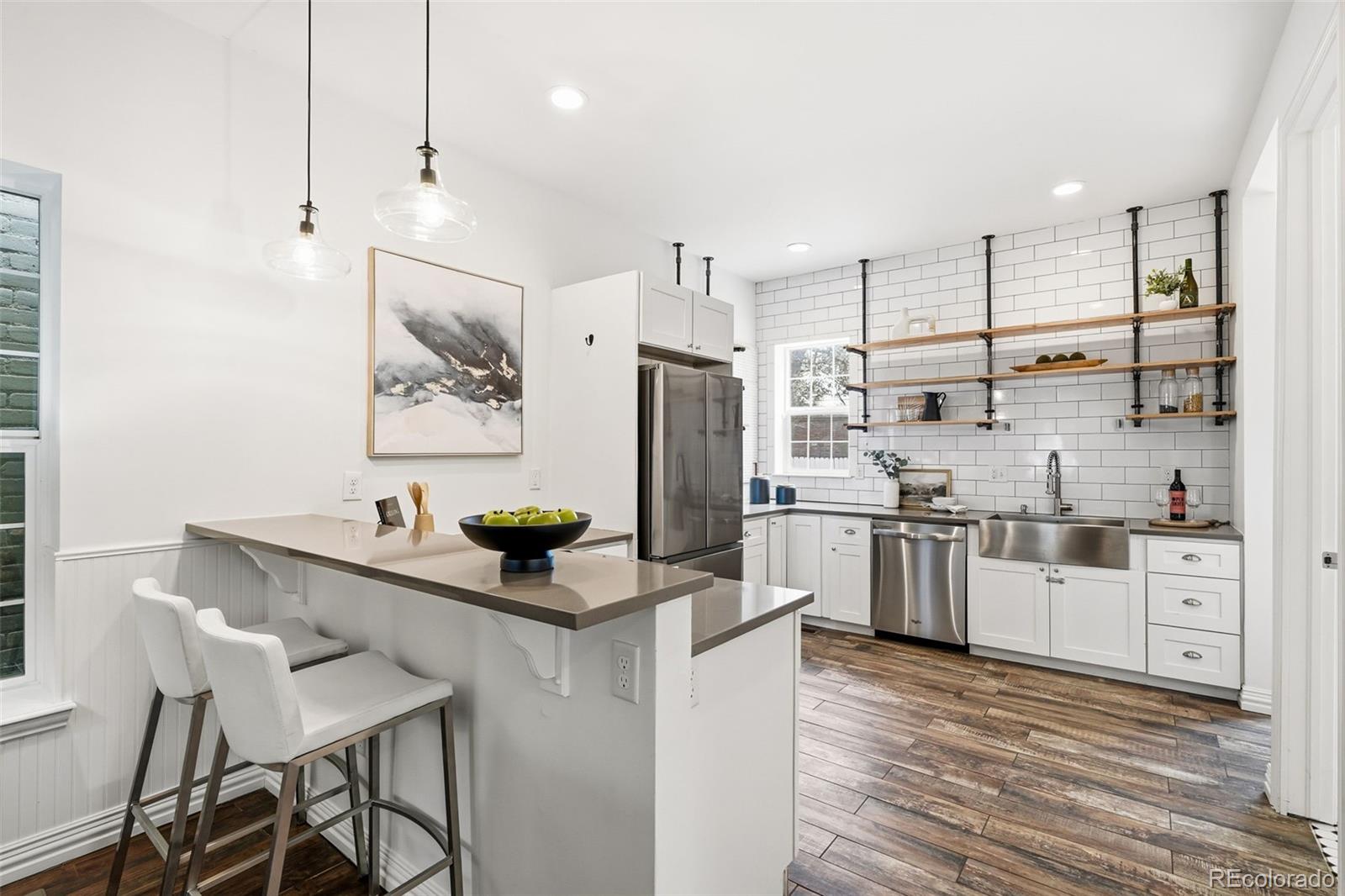 MLS Image #2 for 644 n inca street,denver, Colorado