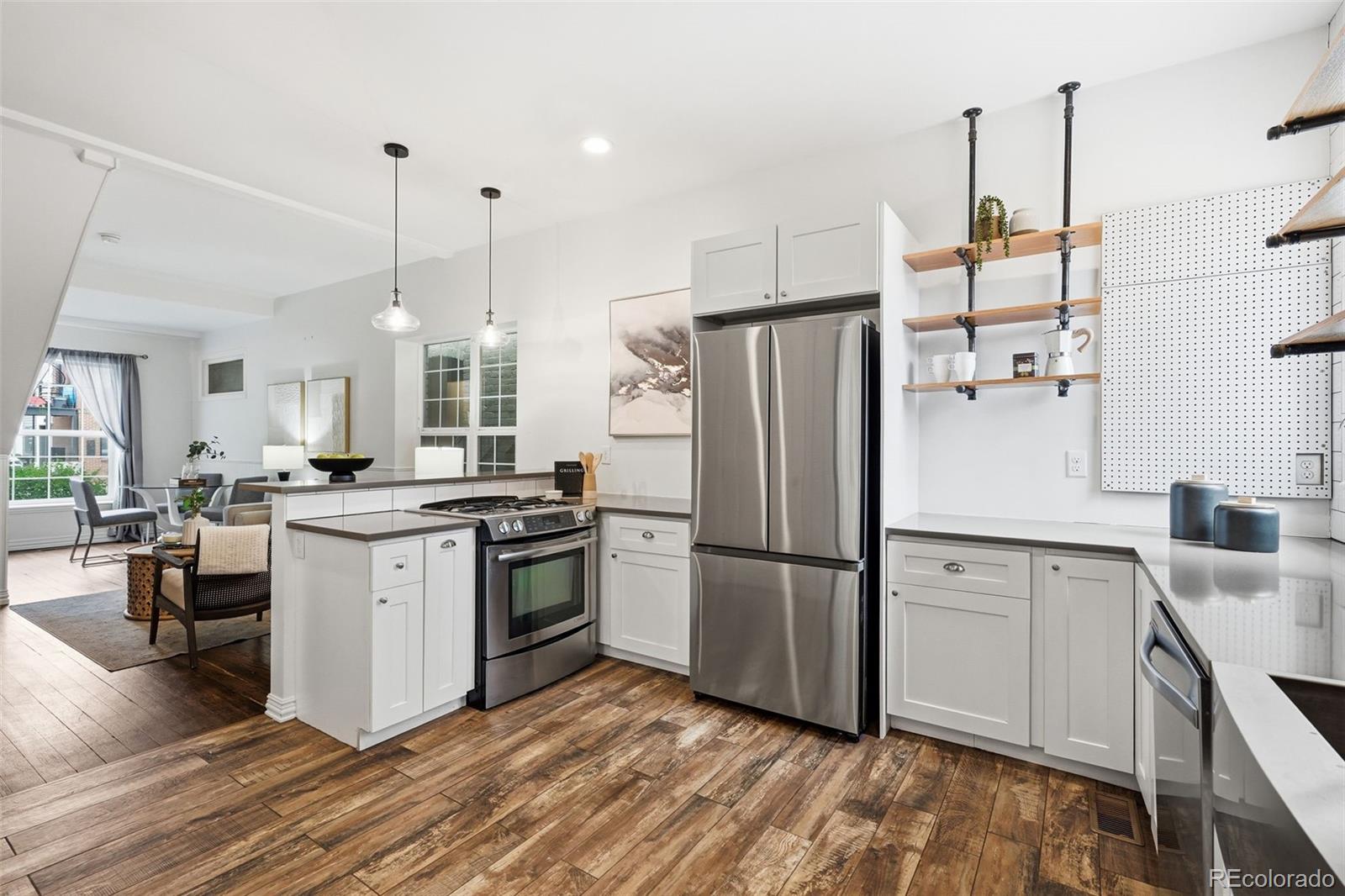 MLS Image #3 for 644 n inca street,denver, Colorado