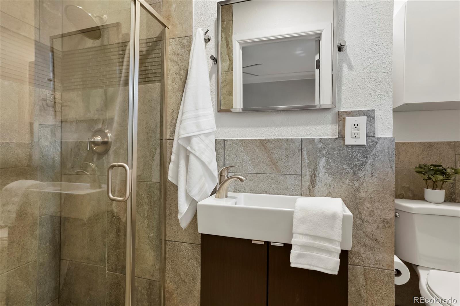 MLS Image #14 for 2227 n locust street,denver, Colorado