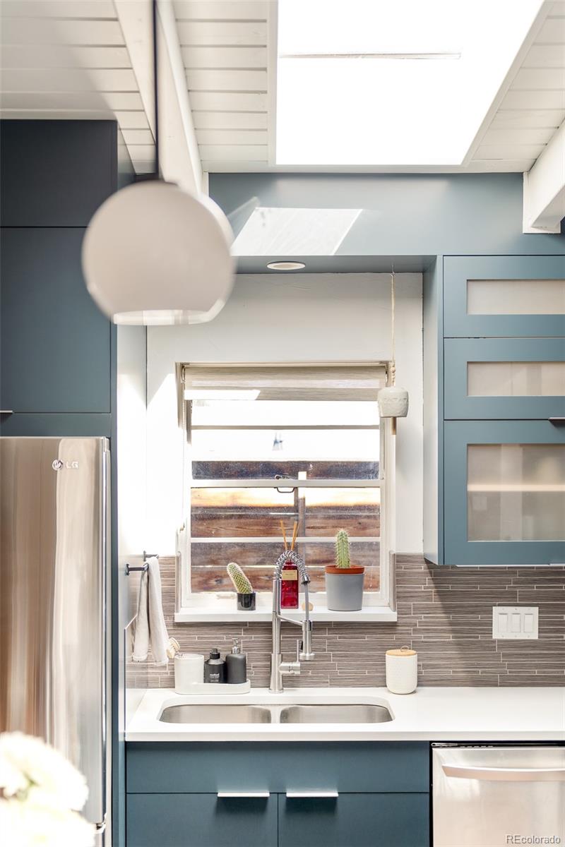 MLS Image #14 for 1265  ivy street,denver, Colorado