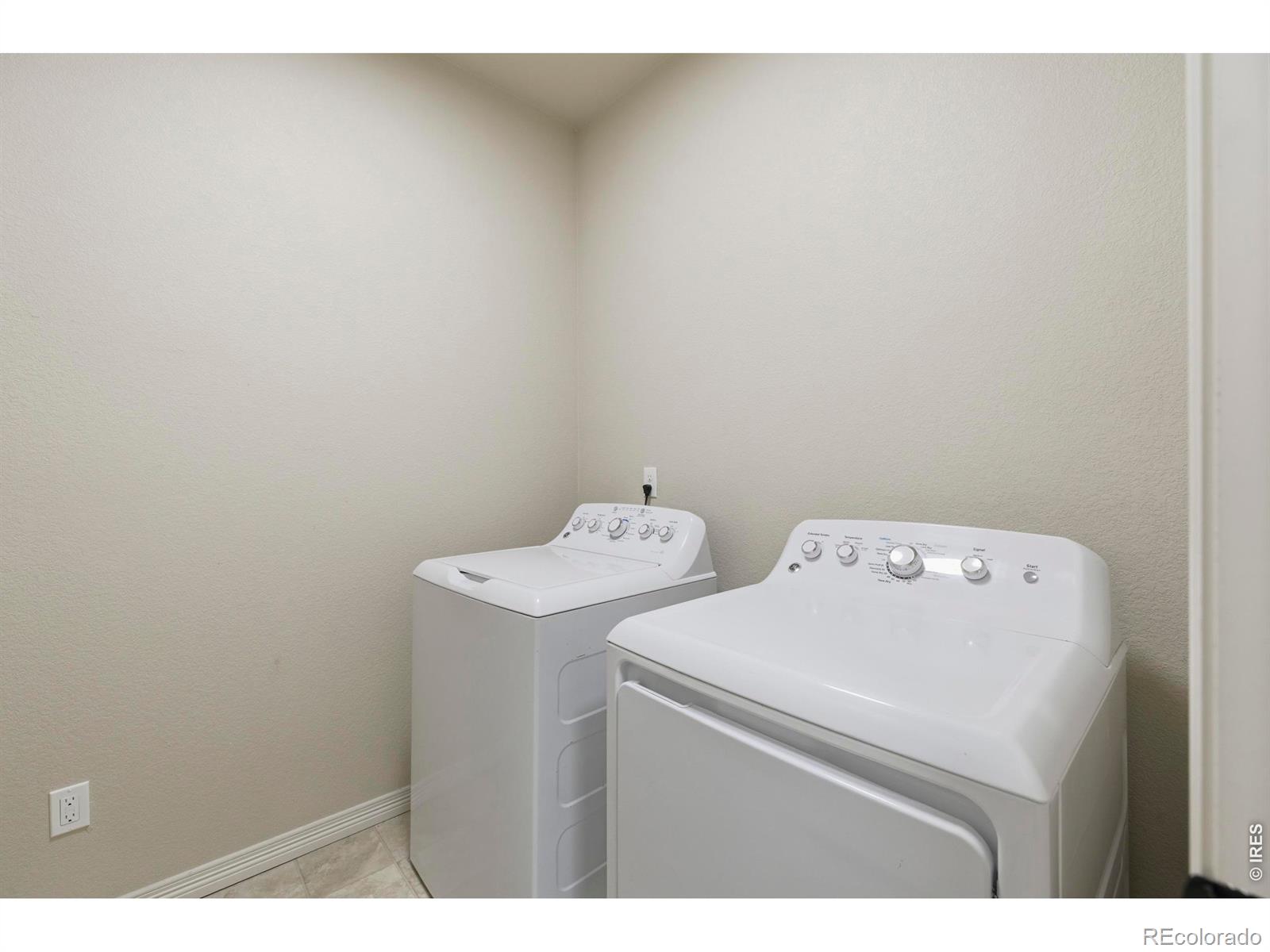 MLS Image #23 for 3010  des moines drive,fort collins, Colorado
