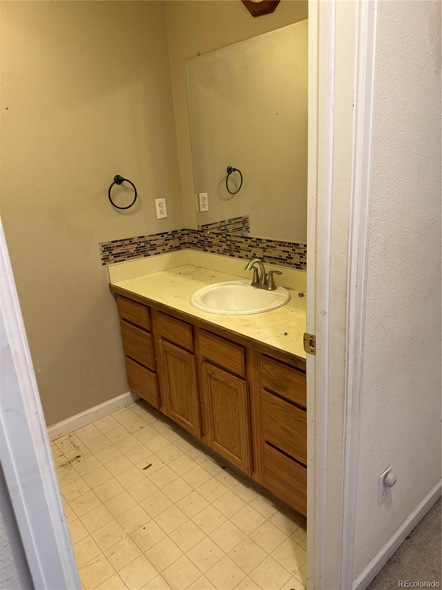 MLS Image #32 for 23533  emerald trail,deer trail, Colorado