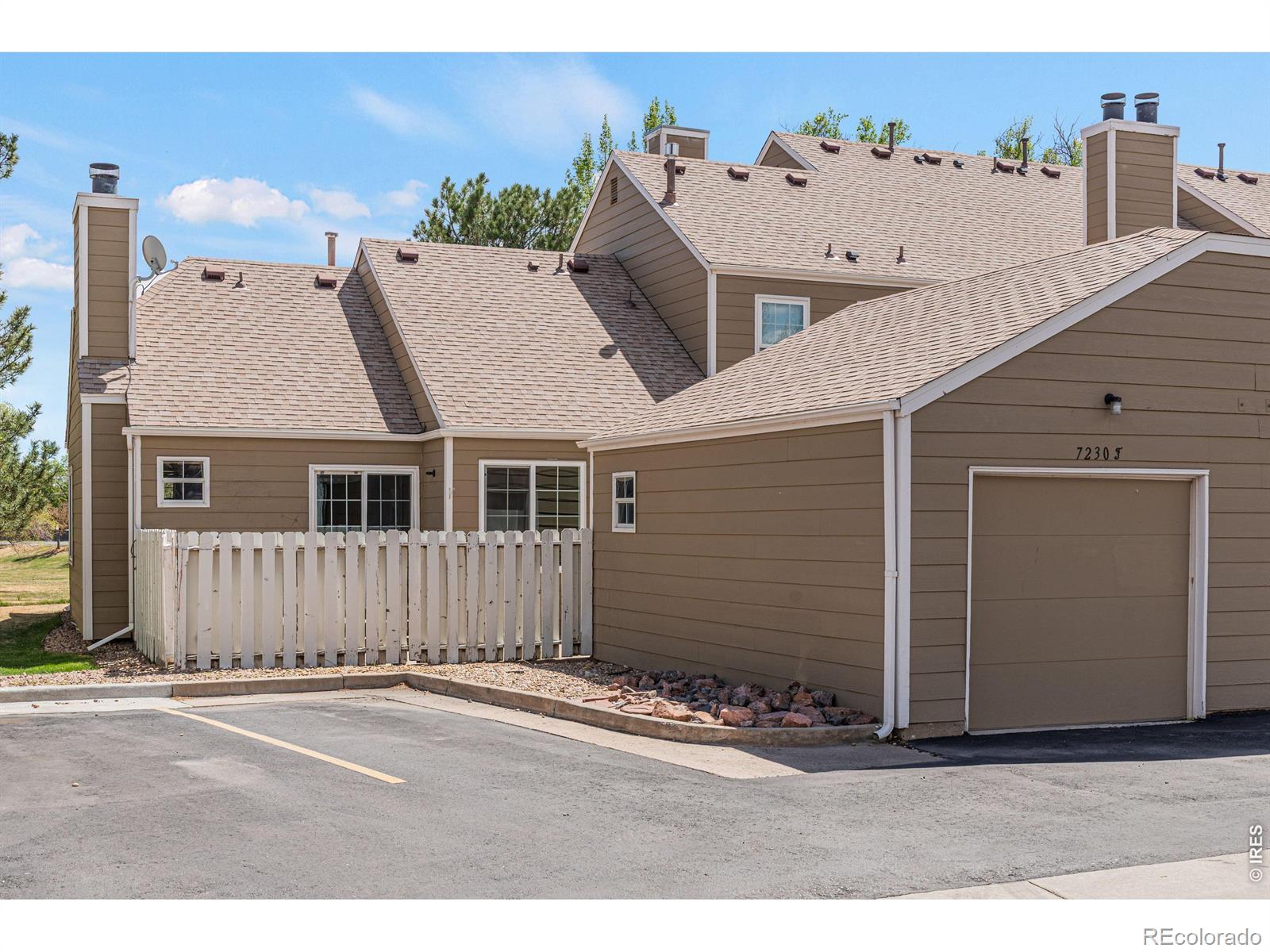 MLS Image #4 for 7230  devinney court f,arvada, Colorado