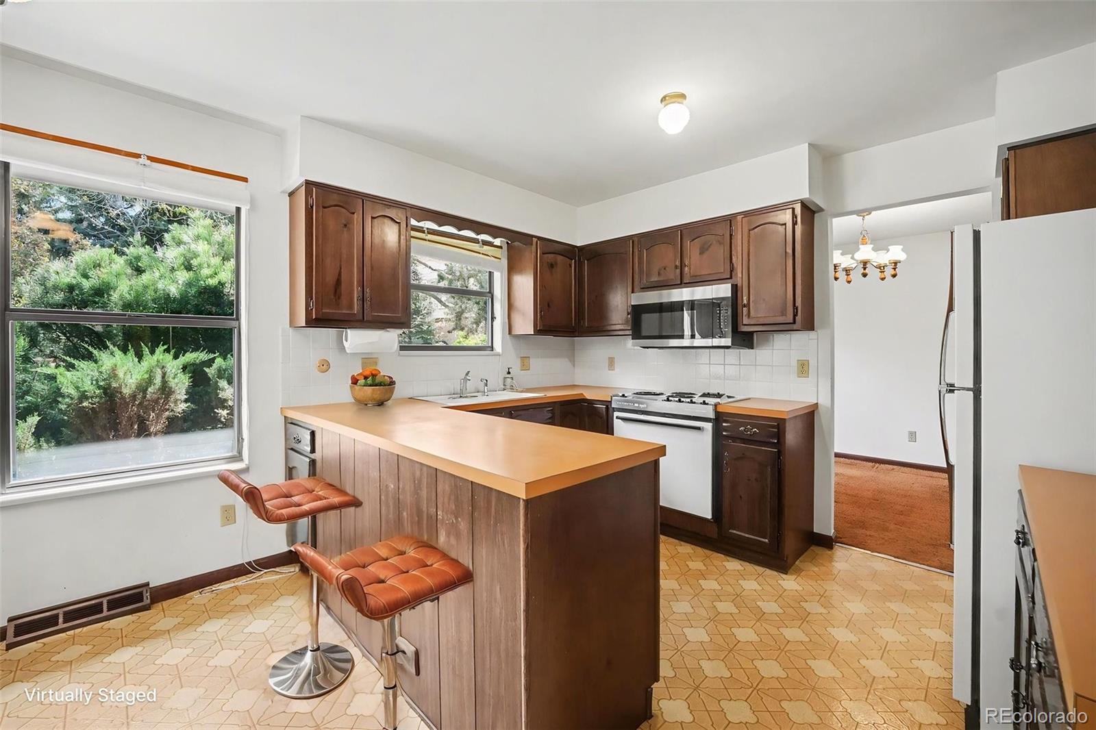 MLS Image #3 for 7555 s madison circle,centennial, Colorado
