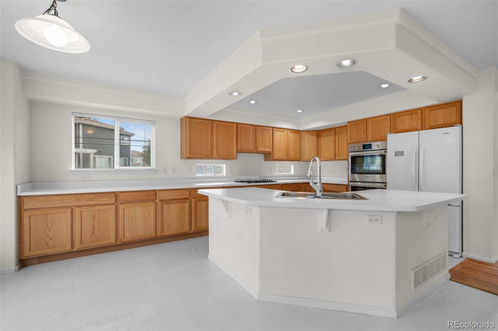 MLS Image #17 for 20331 e 47th place,denver, Colorado