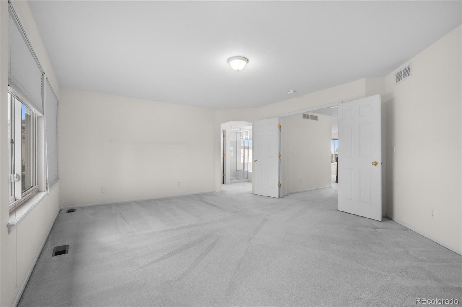 MLS Image #21 for 20331 e 47th place,denver, Colorado