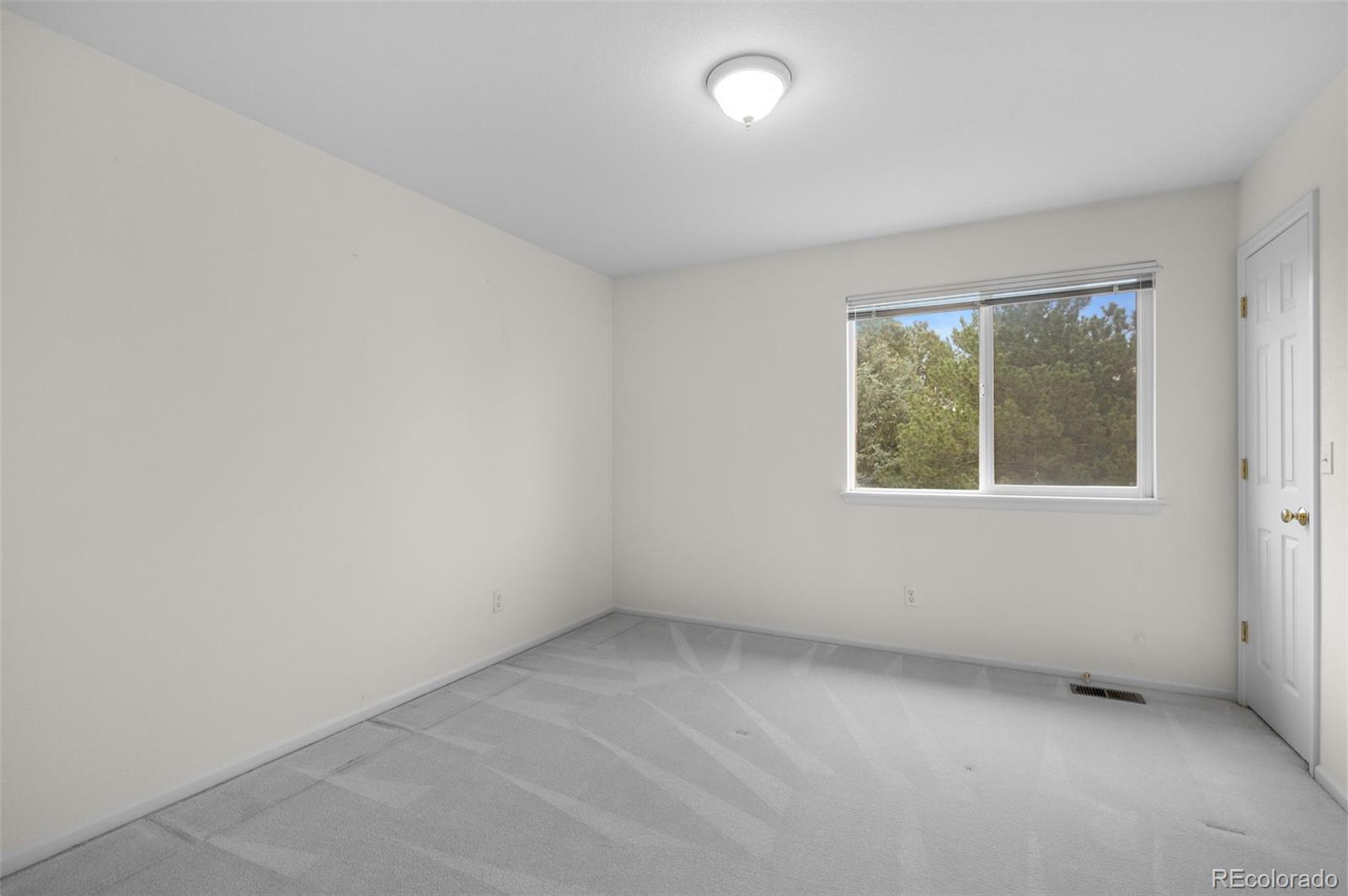 MLS Image #28 for 20331 e 47th place,denver, Colorado