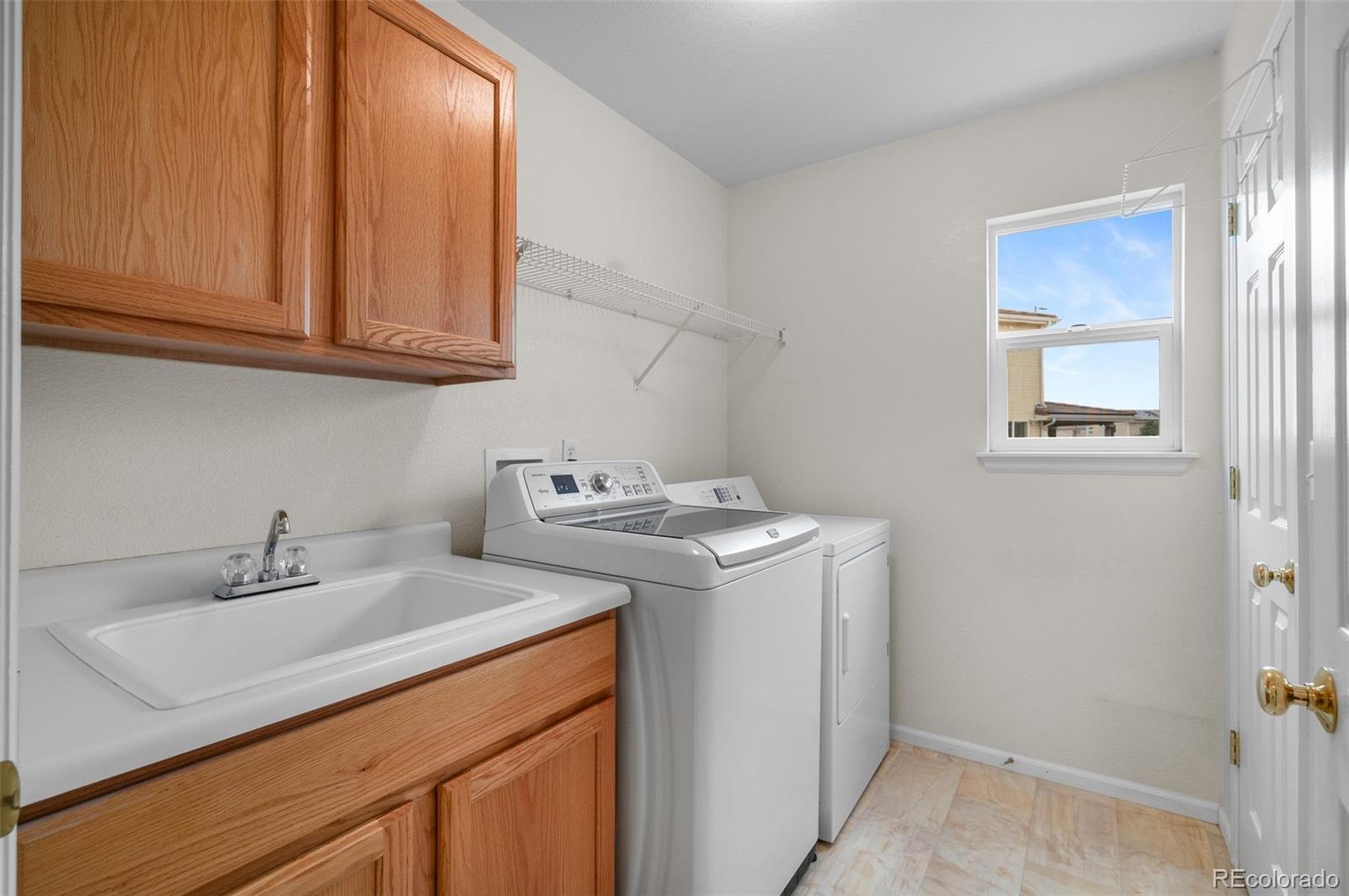 MLS Image #30 for 20331 e 47th place,denver, Colorado