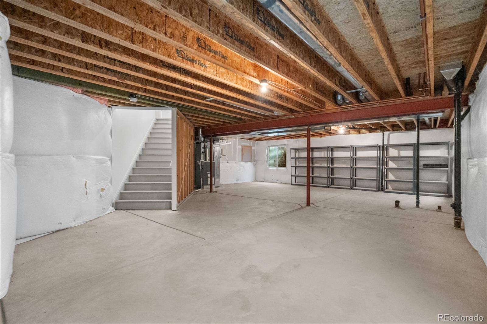 MLS Image #31 for 20331 e 47th place,denver, Colorado