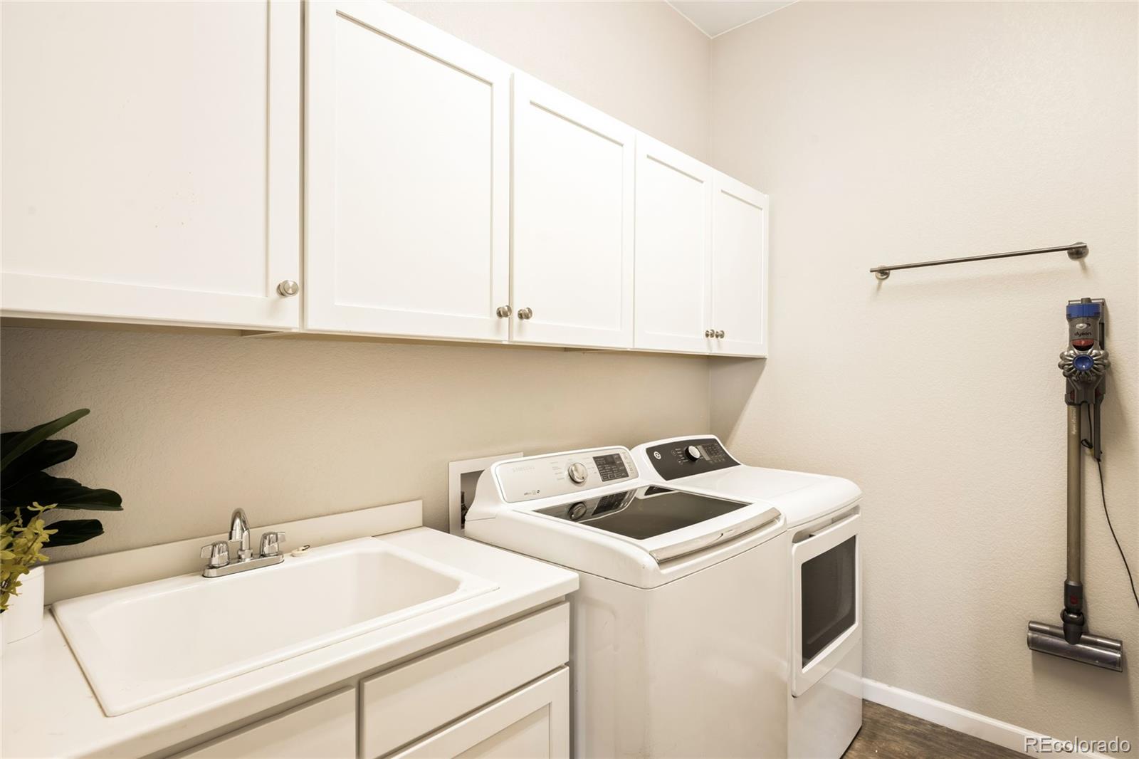 MLS Image #28 for 157  sugar beet circle,longmont, Colorado