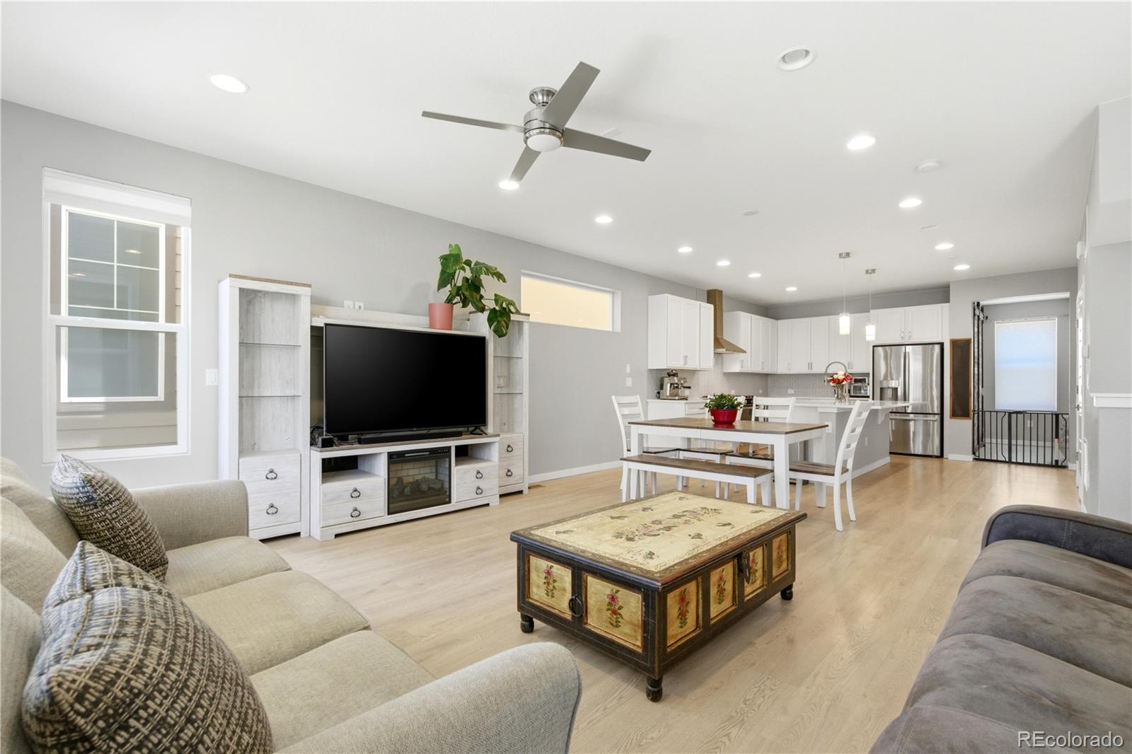 MLS Image #13 for 8948  delacorte street,highlands ranch, Colorado