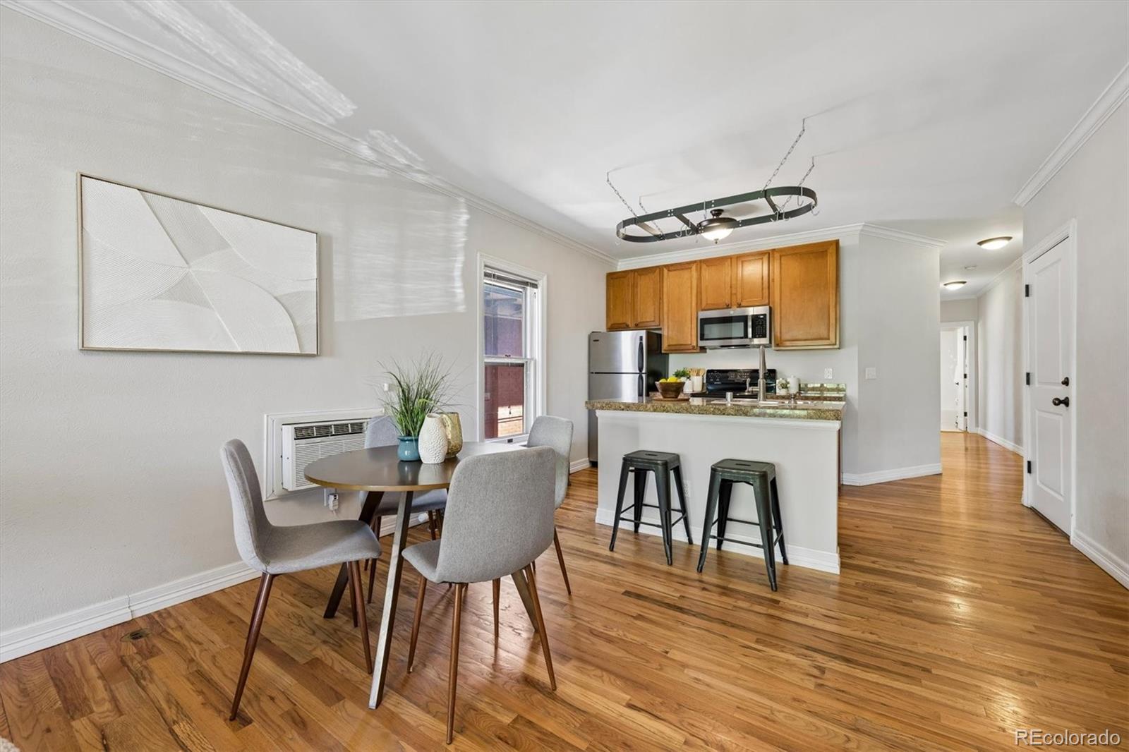 MLS Image #6 for 1424  gaylord street 3,denver, Colorado